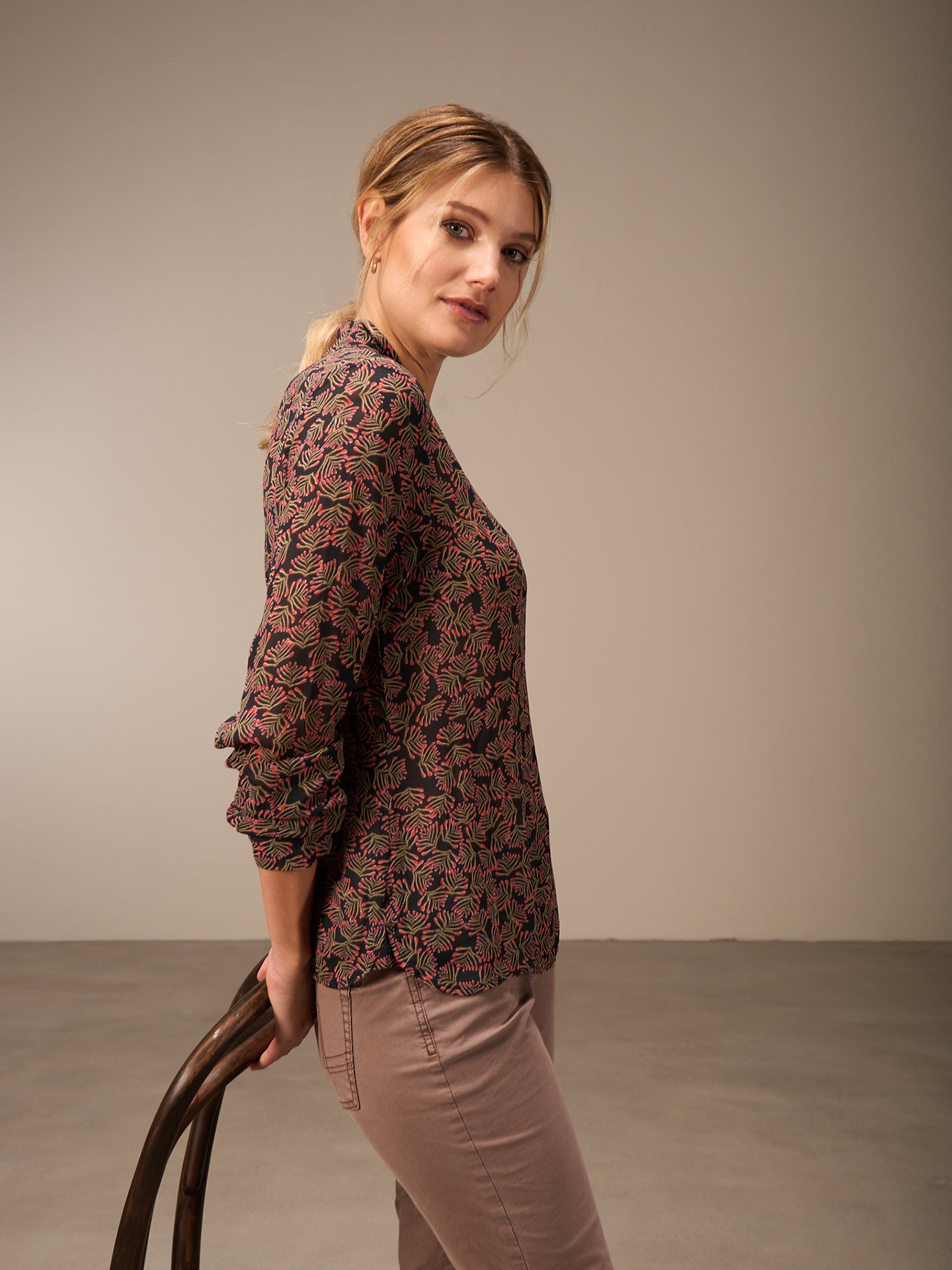 Blouse with stand-up collar