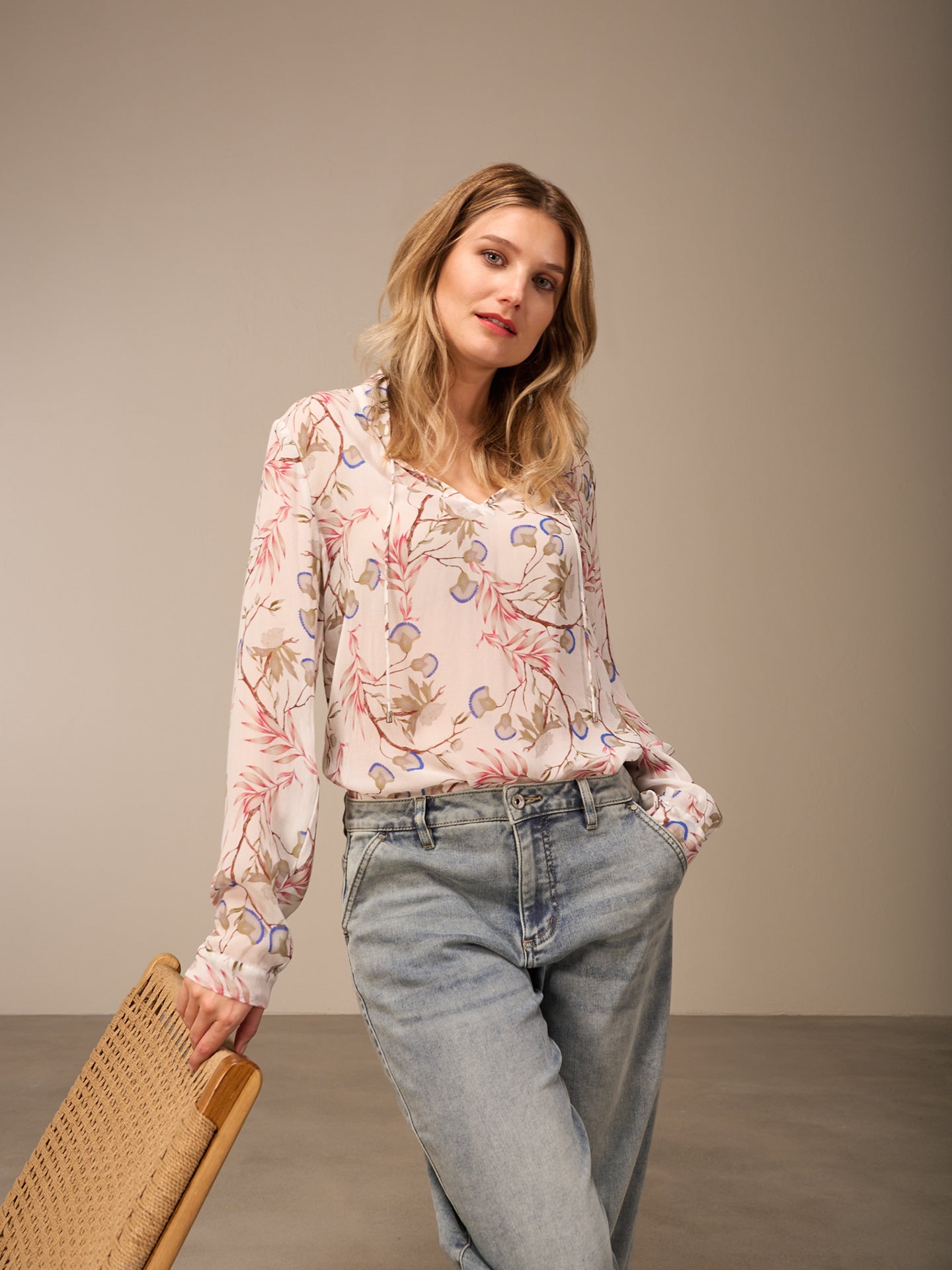 Blouse with stand-up collar