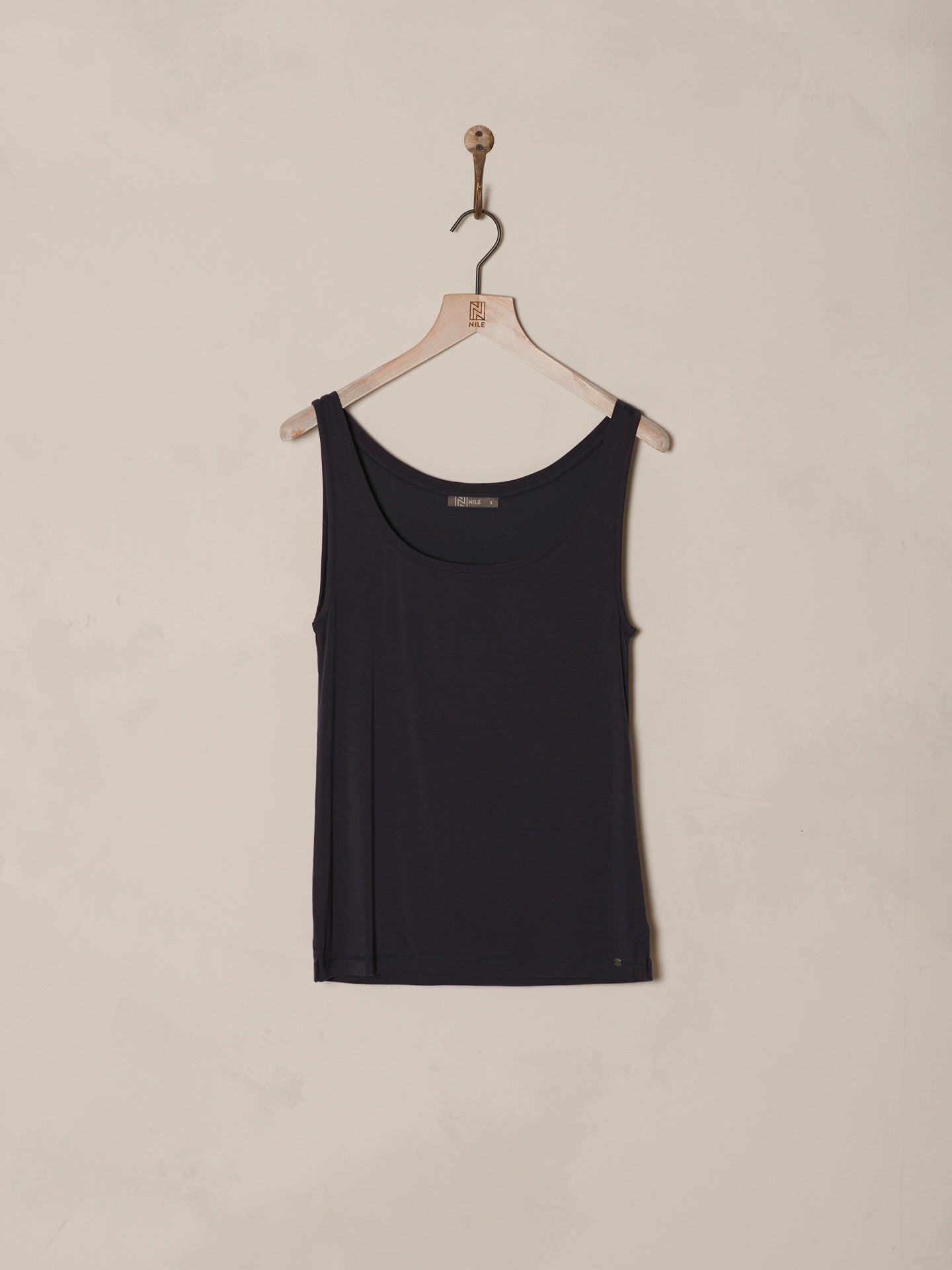 Top with wide straps