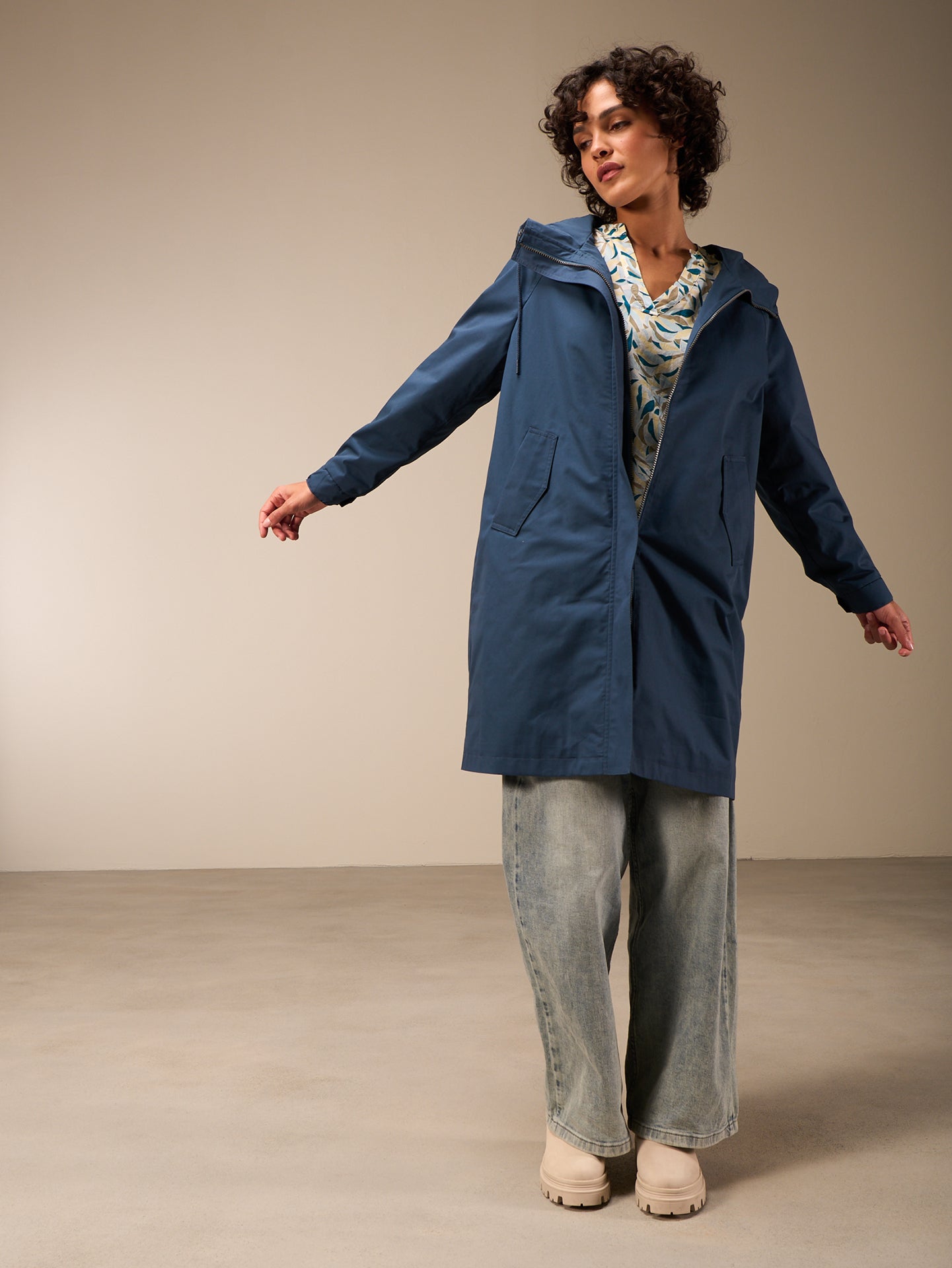 Water-repellent coat