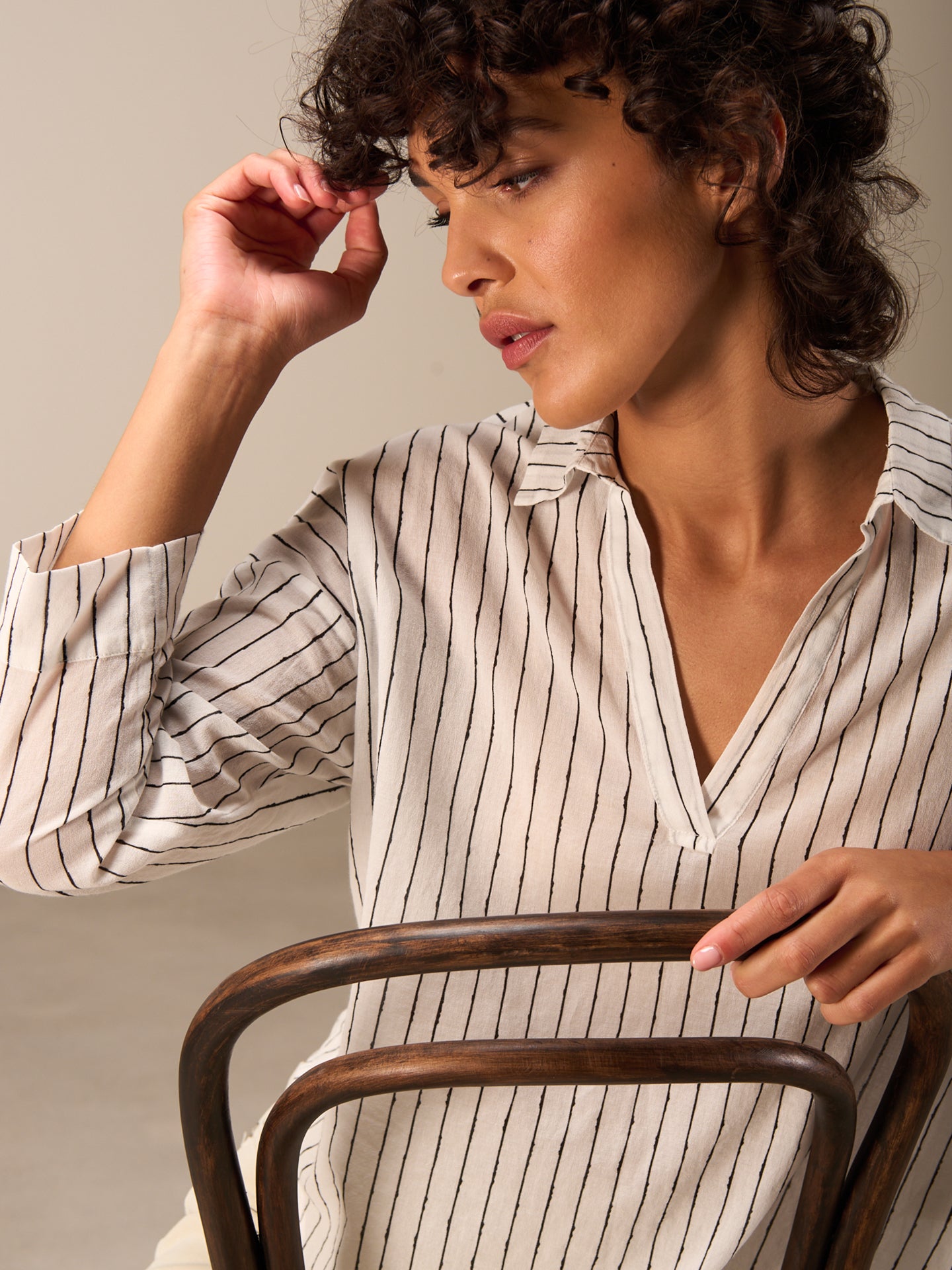 3/4-sleeved blouse
