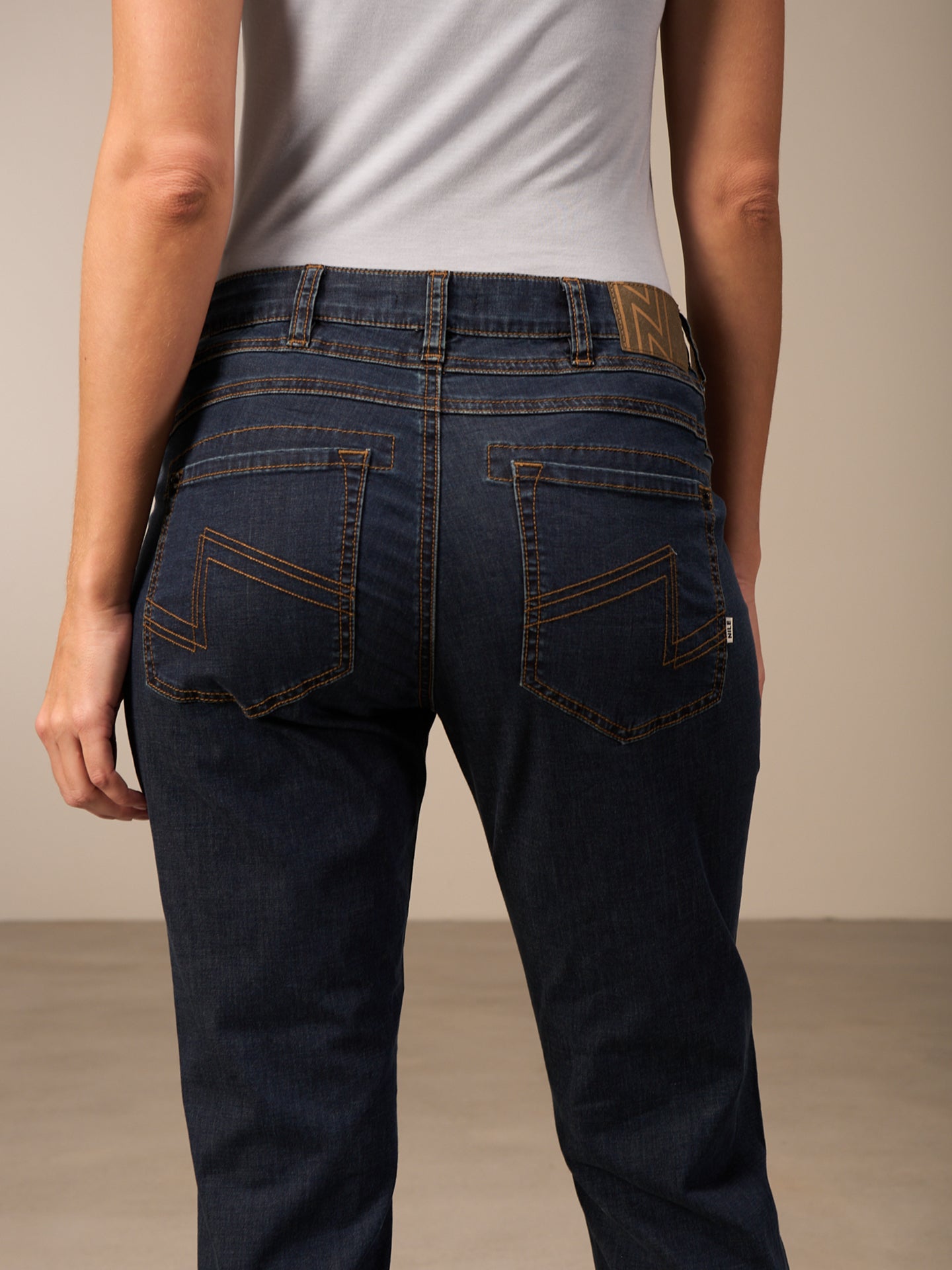Tapered jeans