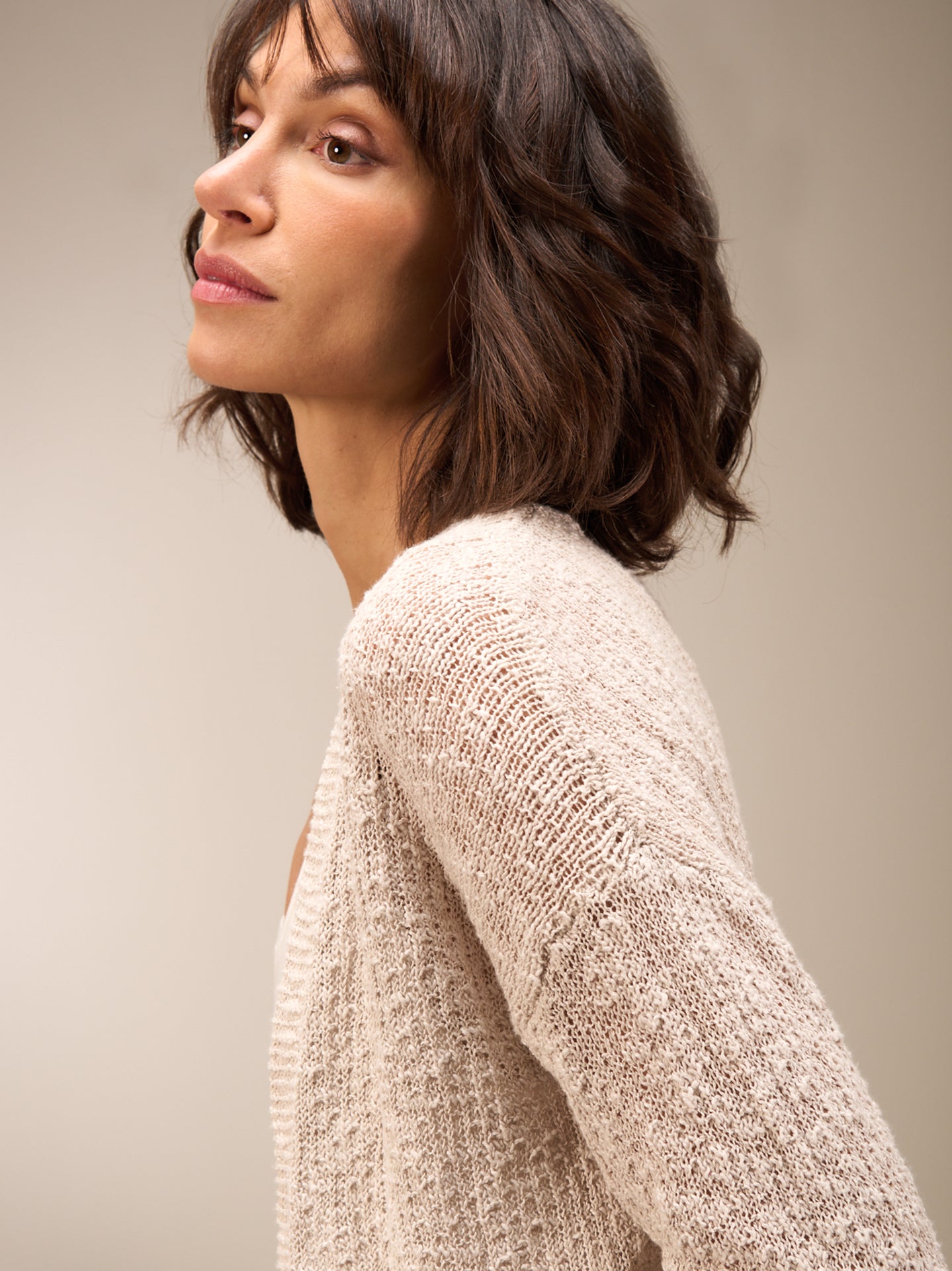 Strickjacke mit V-Ausschnitt