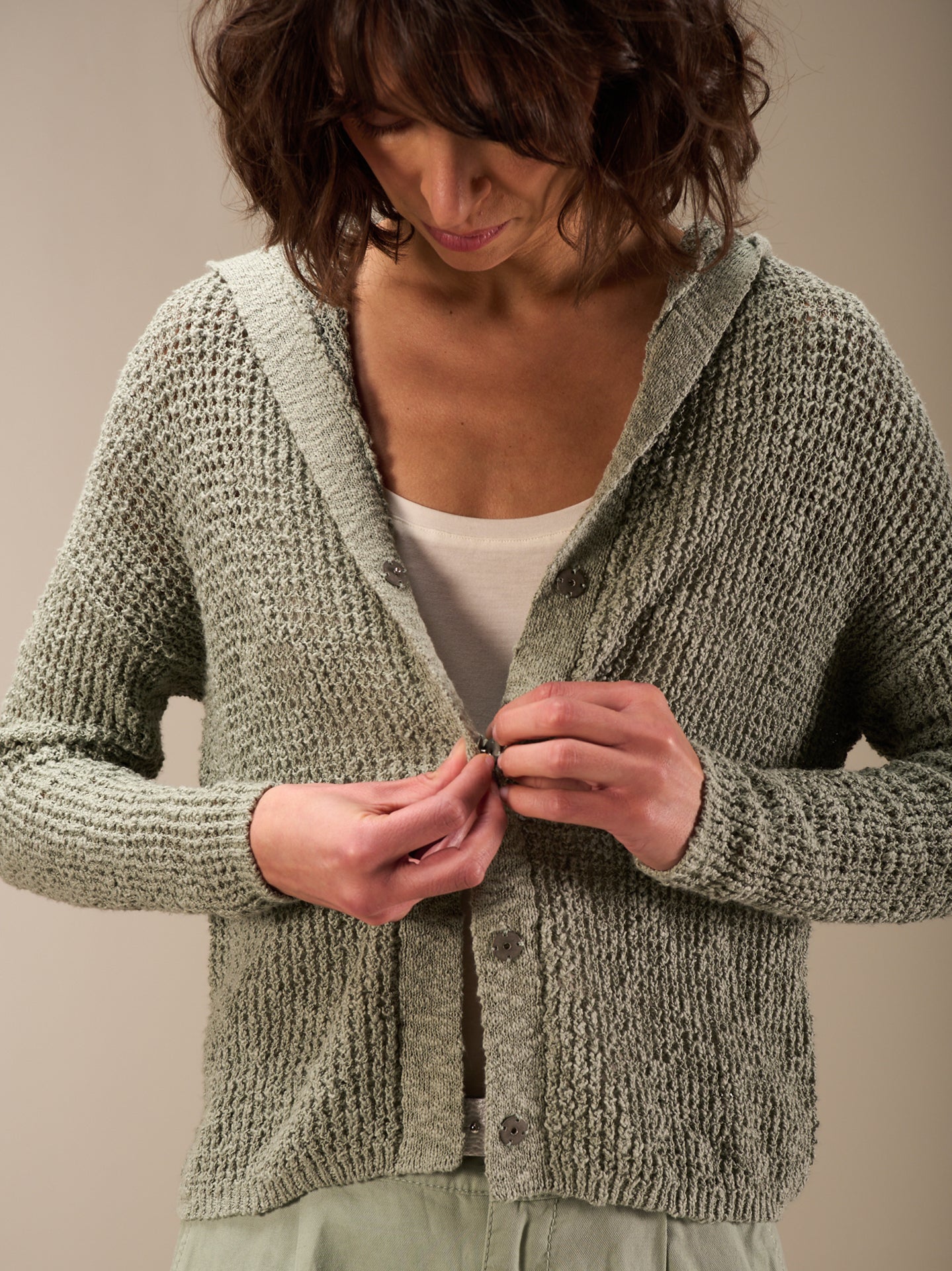 Strickjacke mit Kapuze