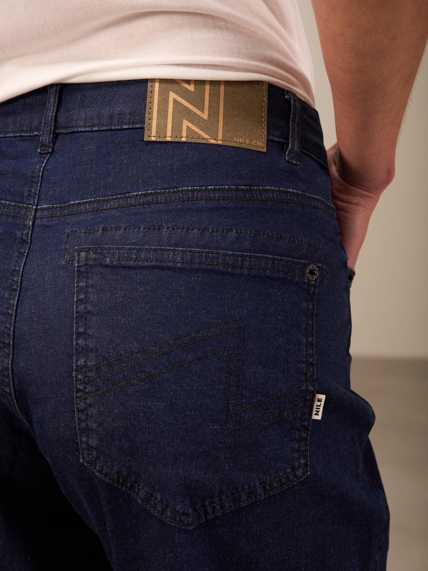 jean straight