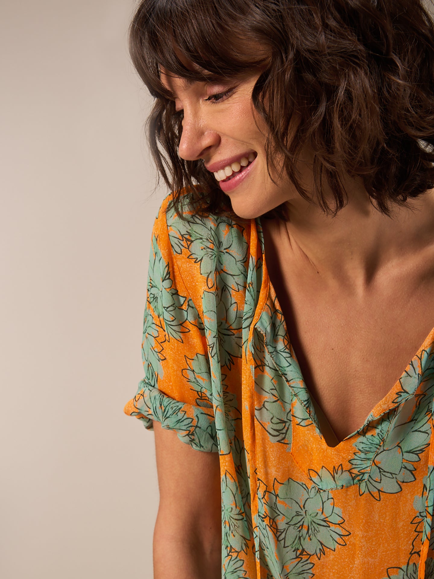 3/4-sleeved blouse