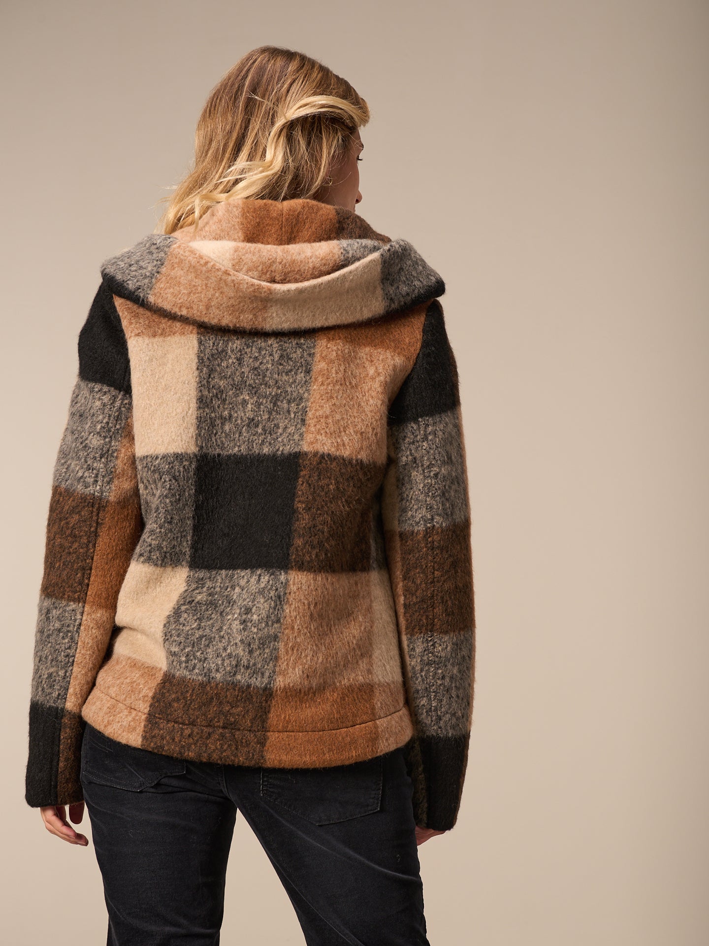 Coat with check pattern