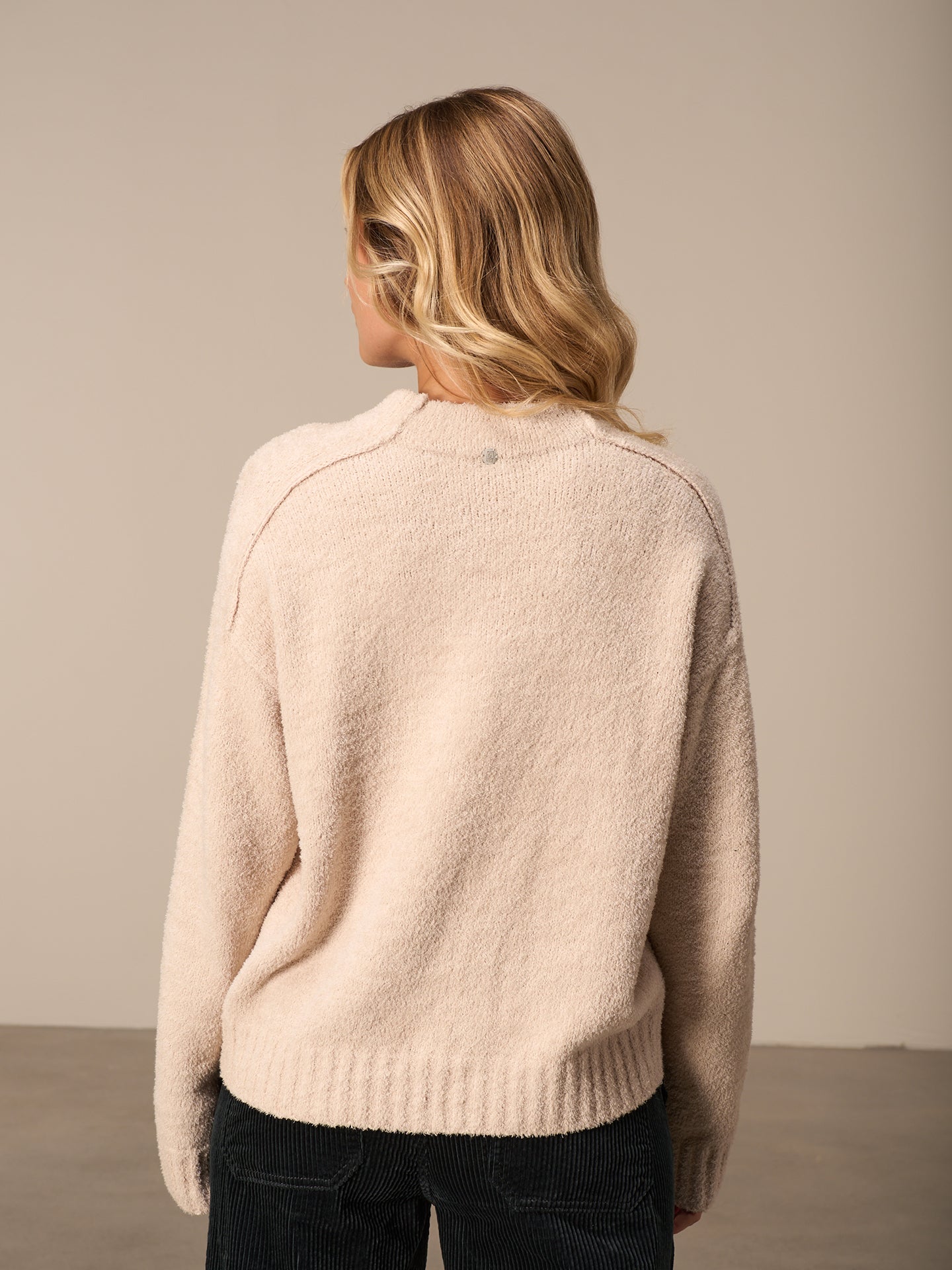 Maglione con collo alto