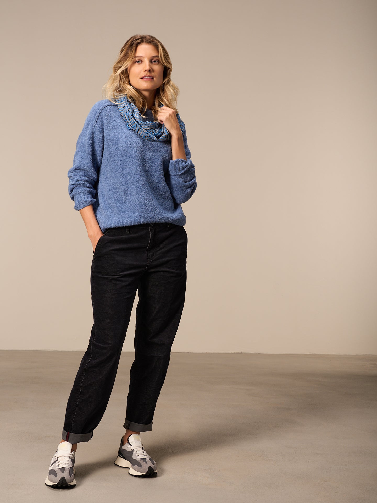 Maglione con collo alto