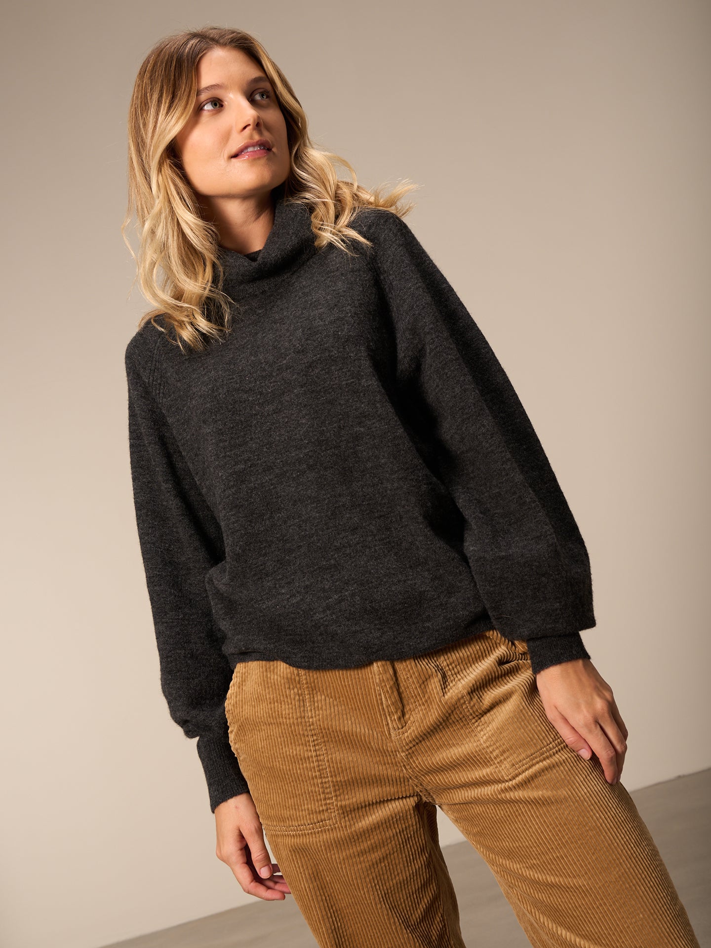 Maglione con collo a dolcevita