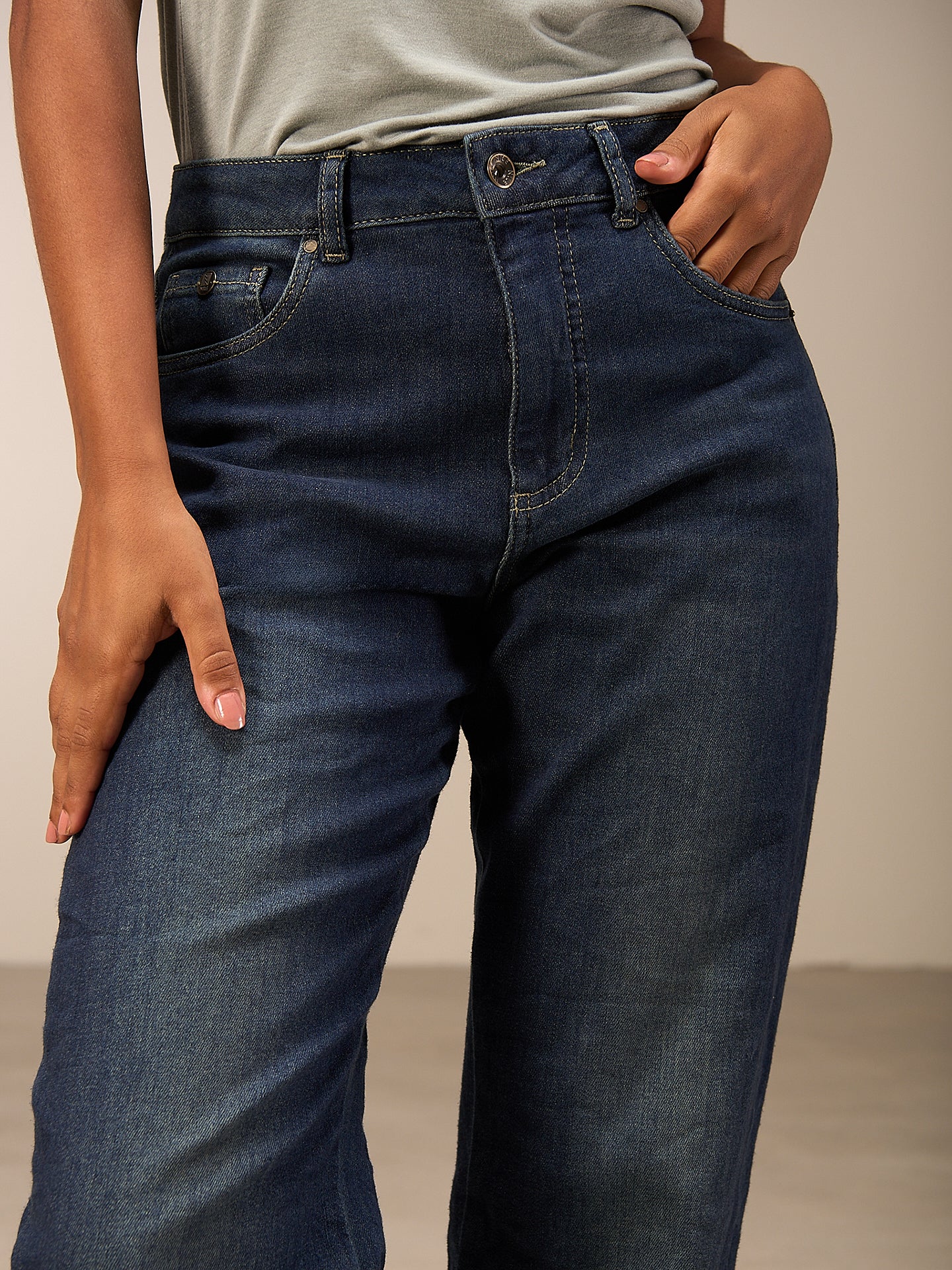 jean straight