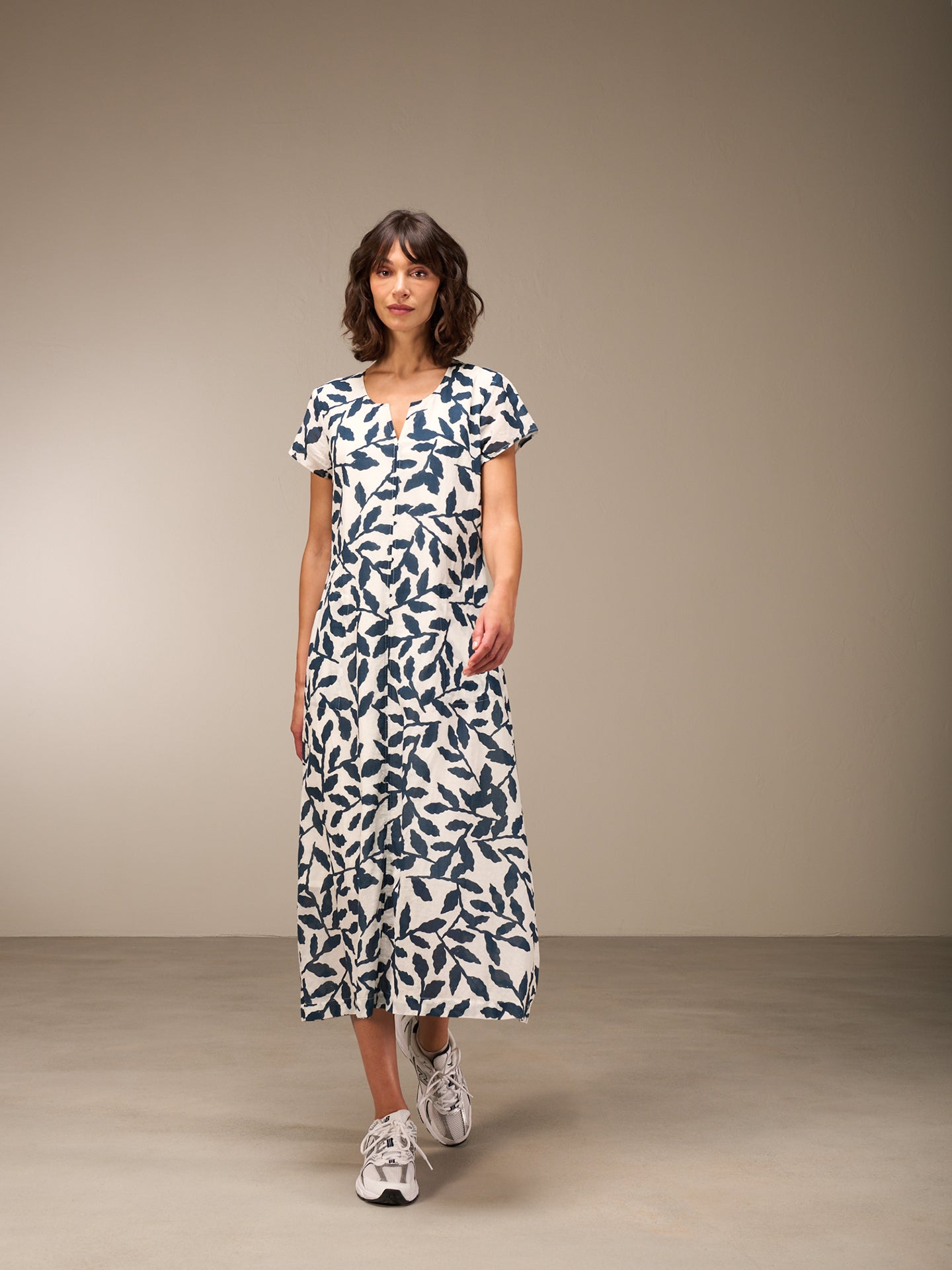 Kleid mit Rundhals