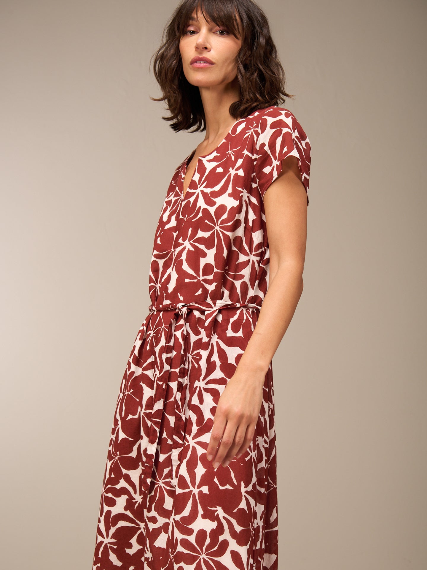 Kleid mit Rundhals