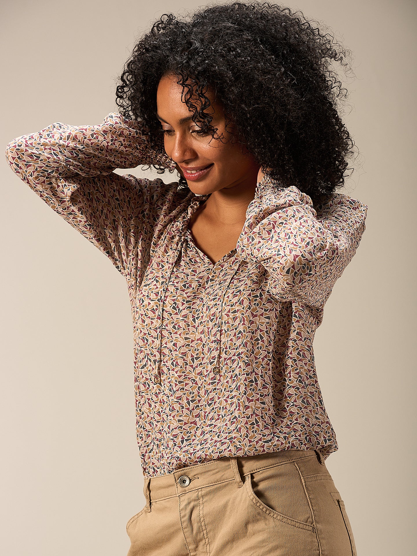 Bluse mit Rüschendetail