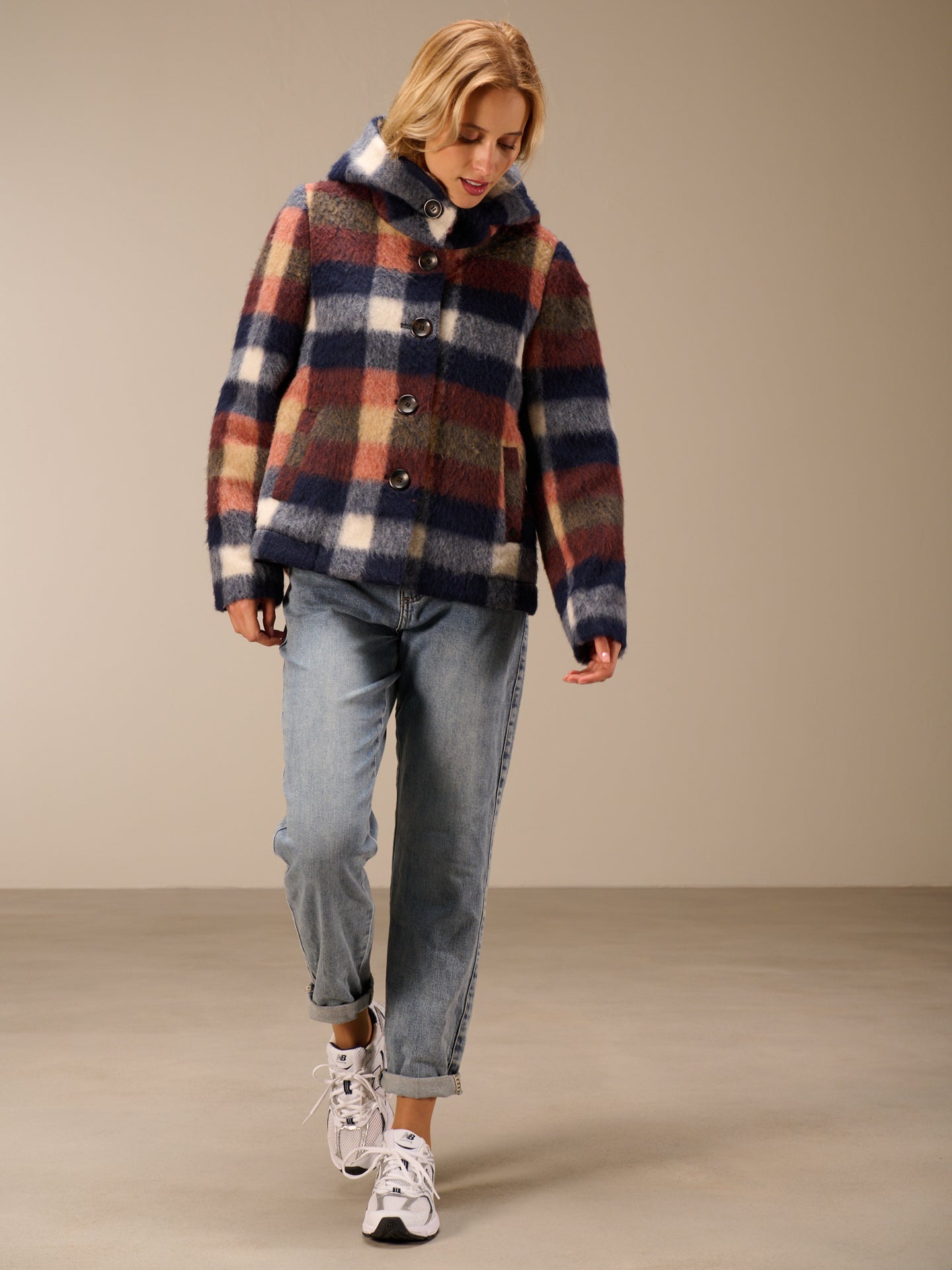 Loose jeans