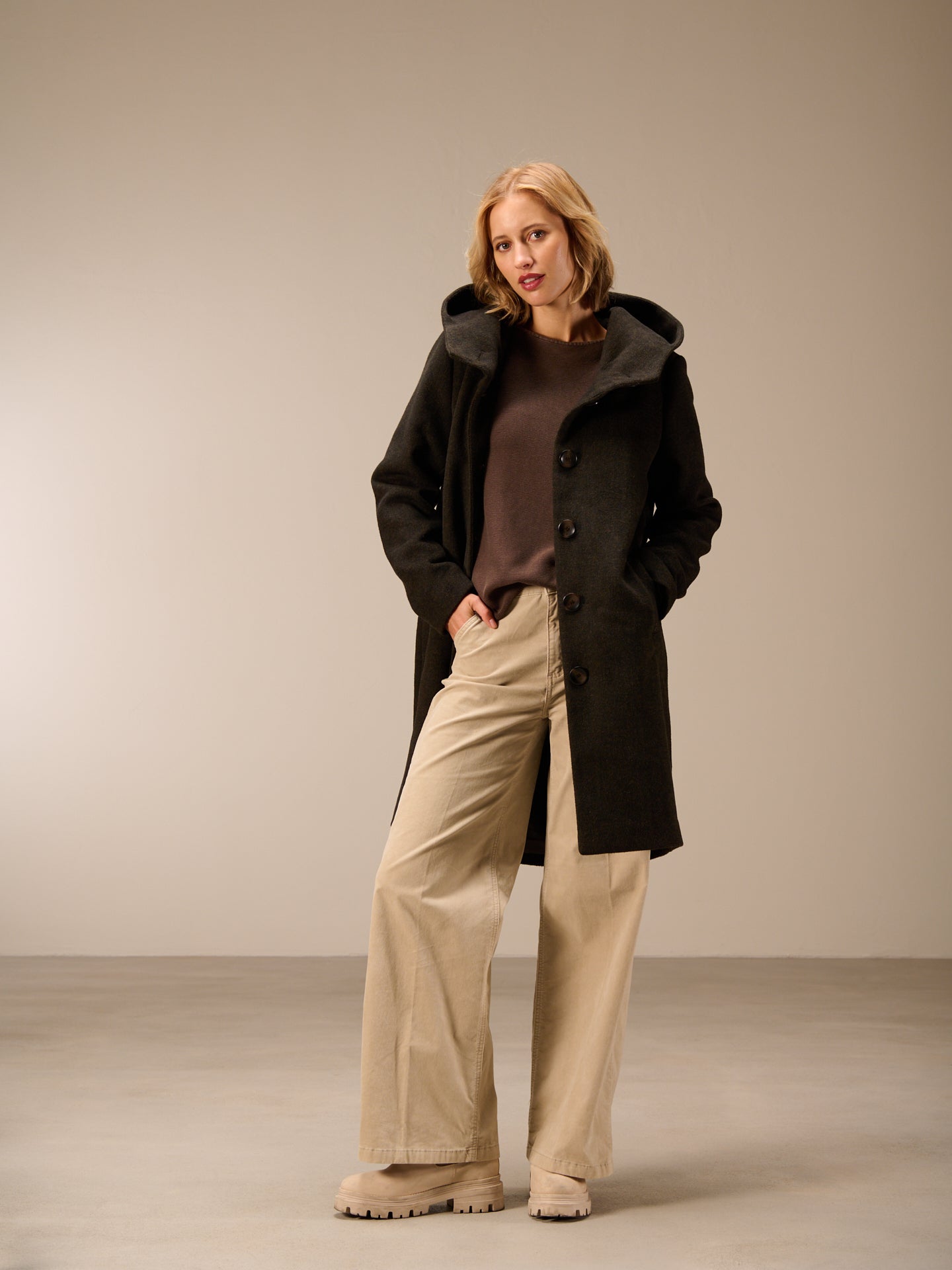 Cappotto con cappuccio