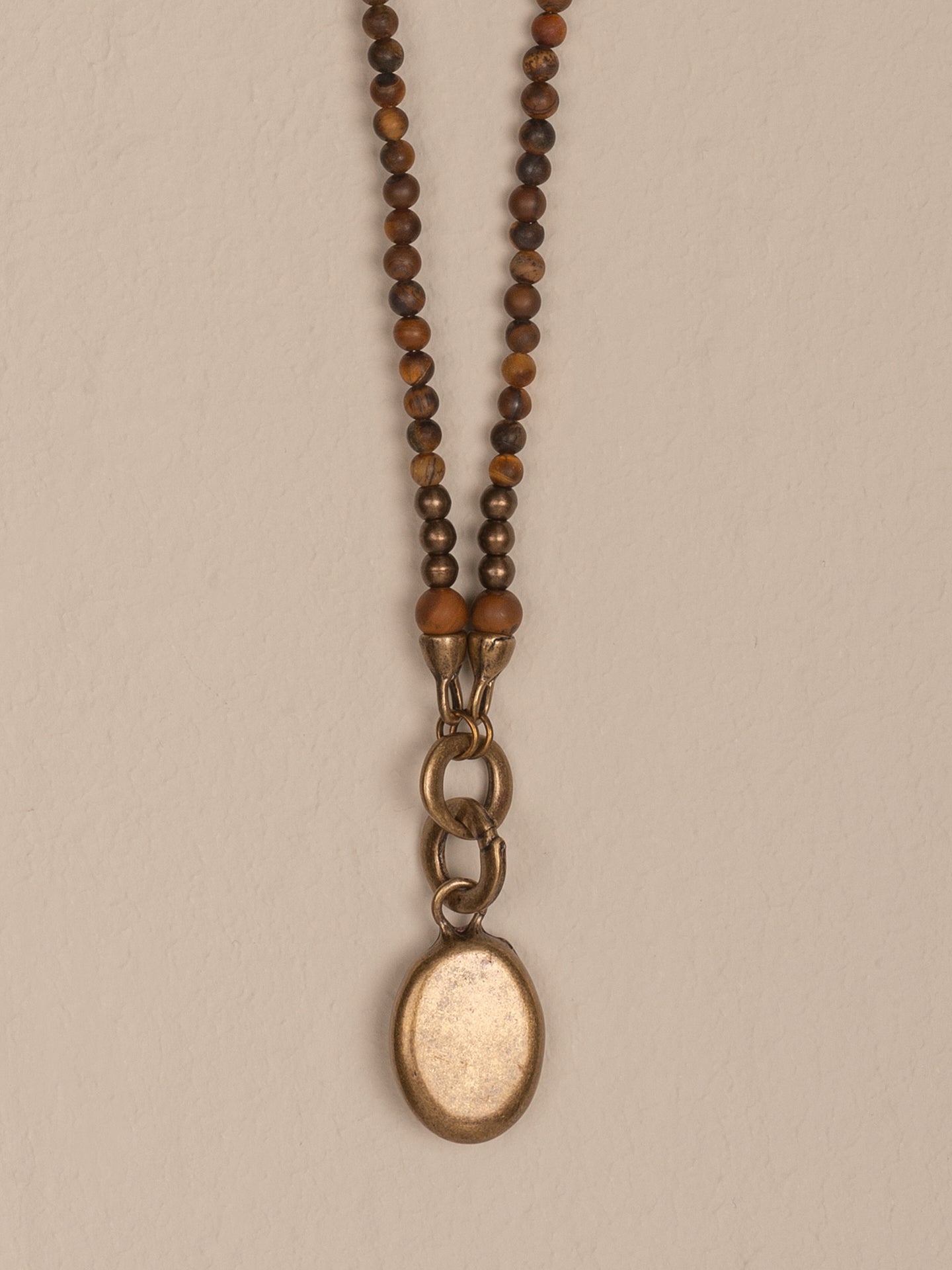 Necklace with pendant