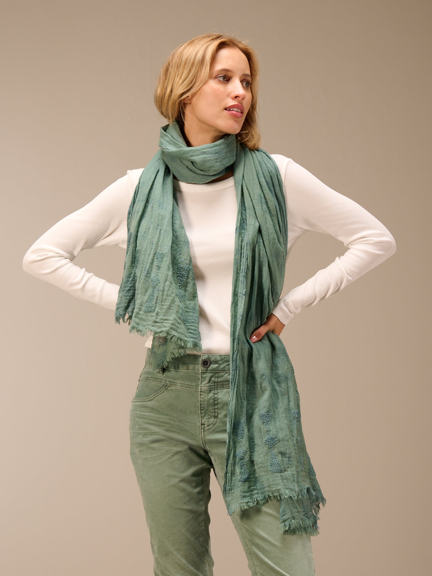 Wool scarf