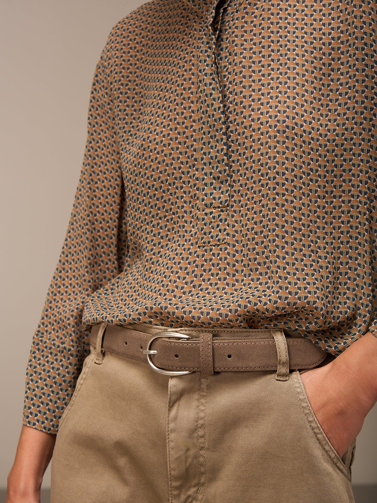 Suede belt
