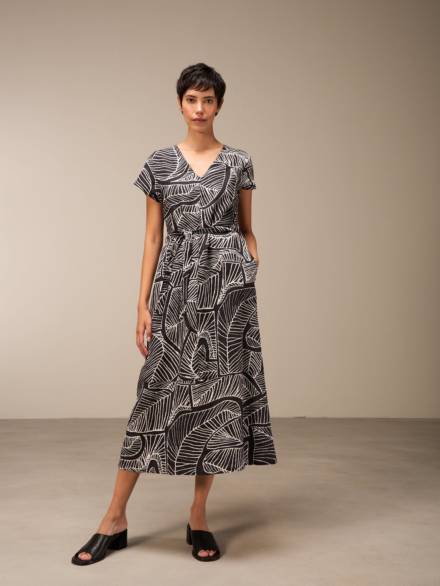 Linen dress