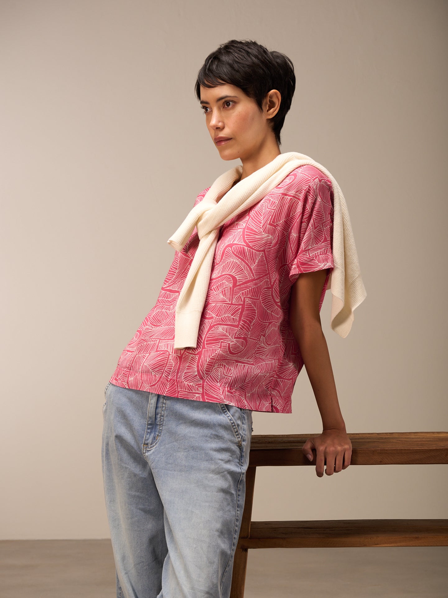 Round-neck blouse