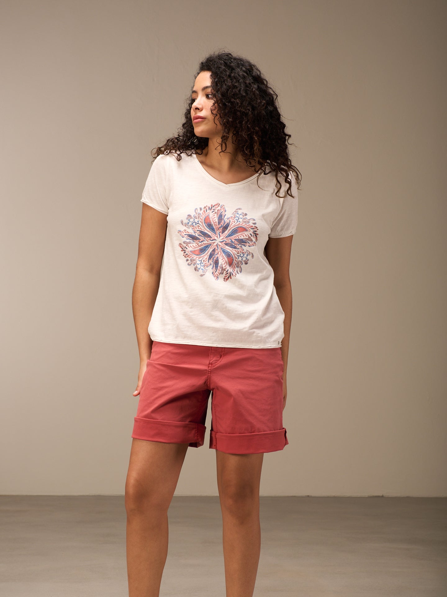 Short-sleeved shirt