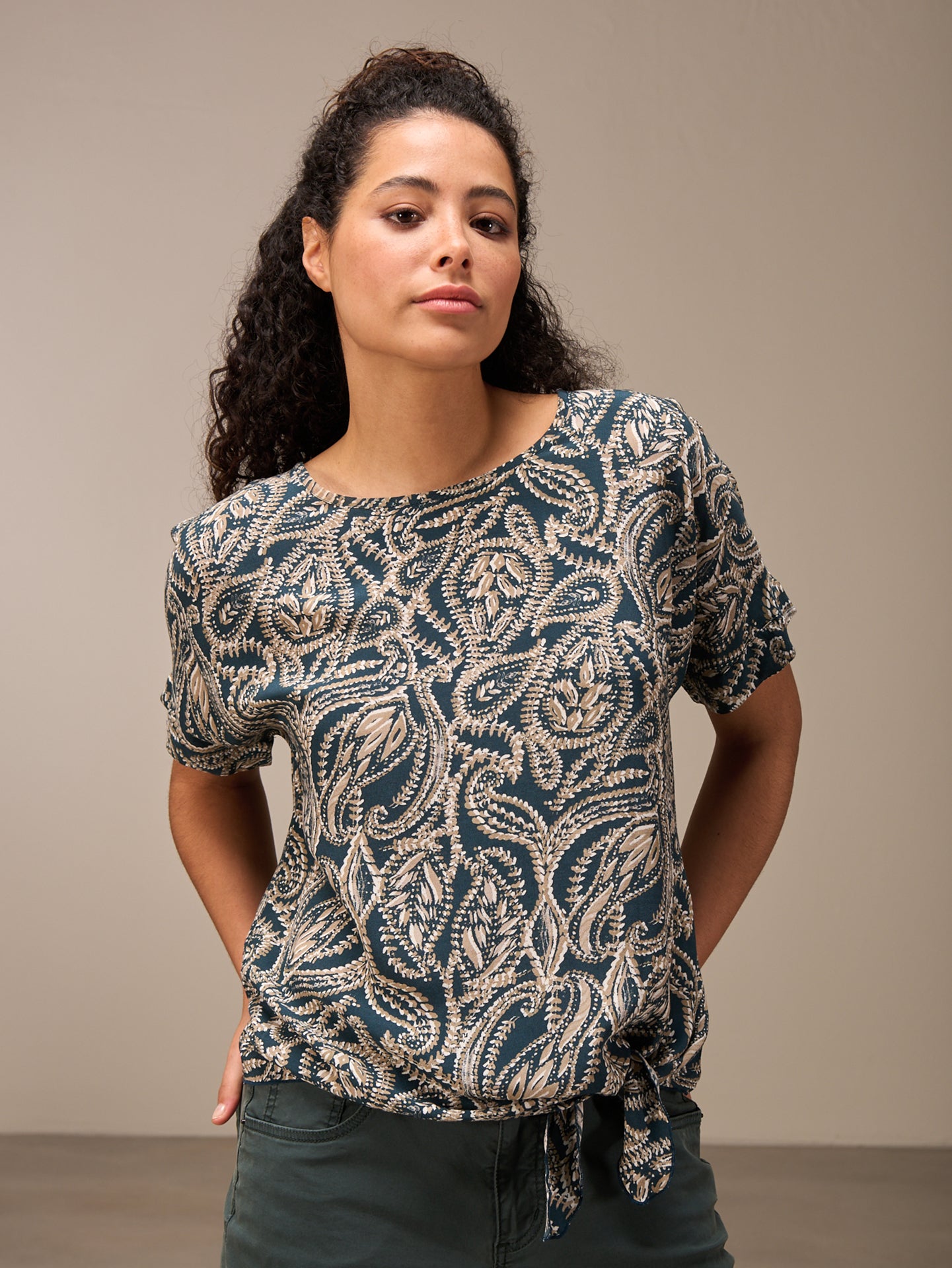 Knotted blouse