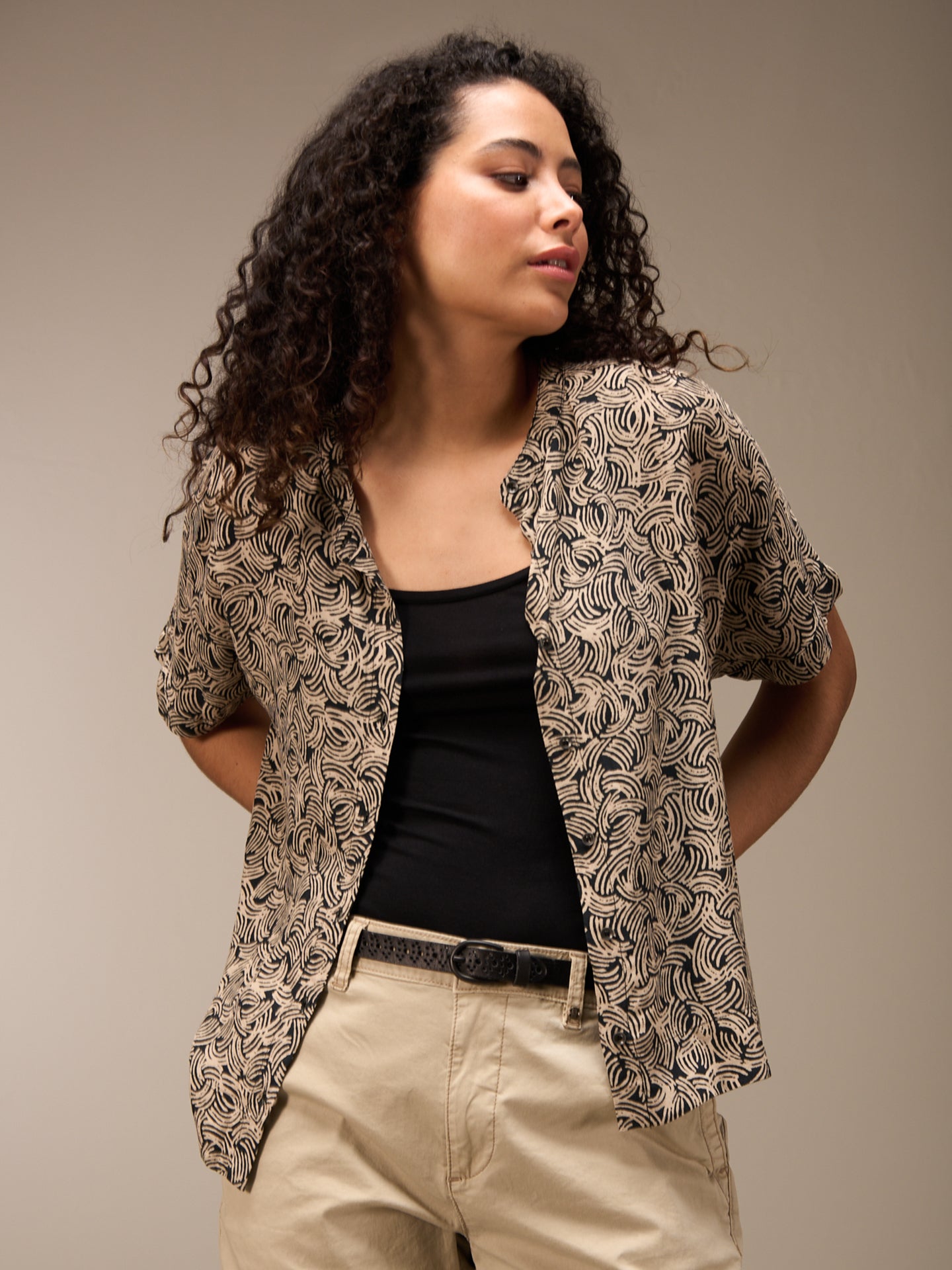 Blouse with stand-up collar