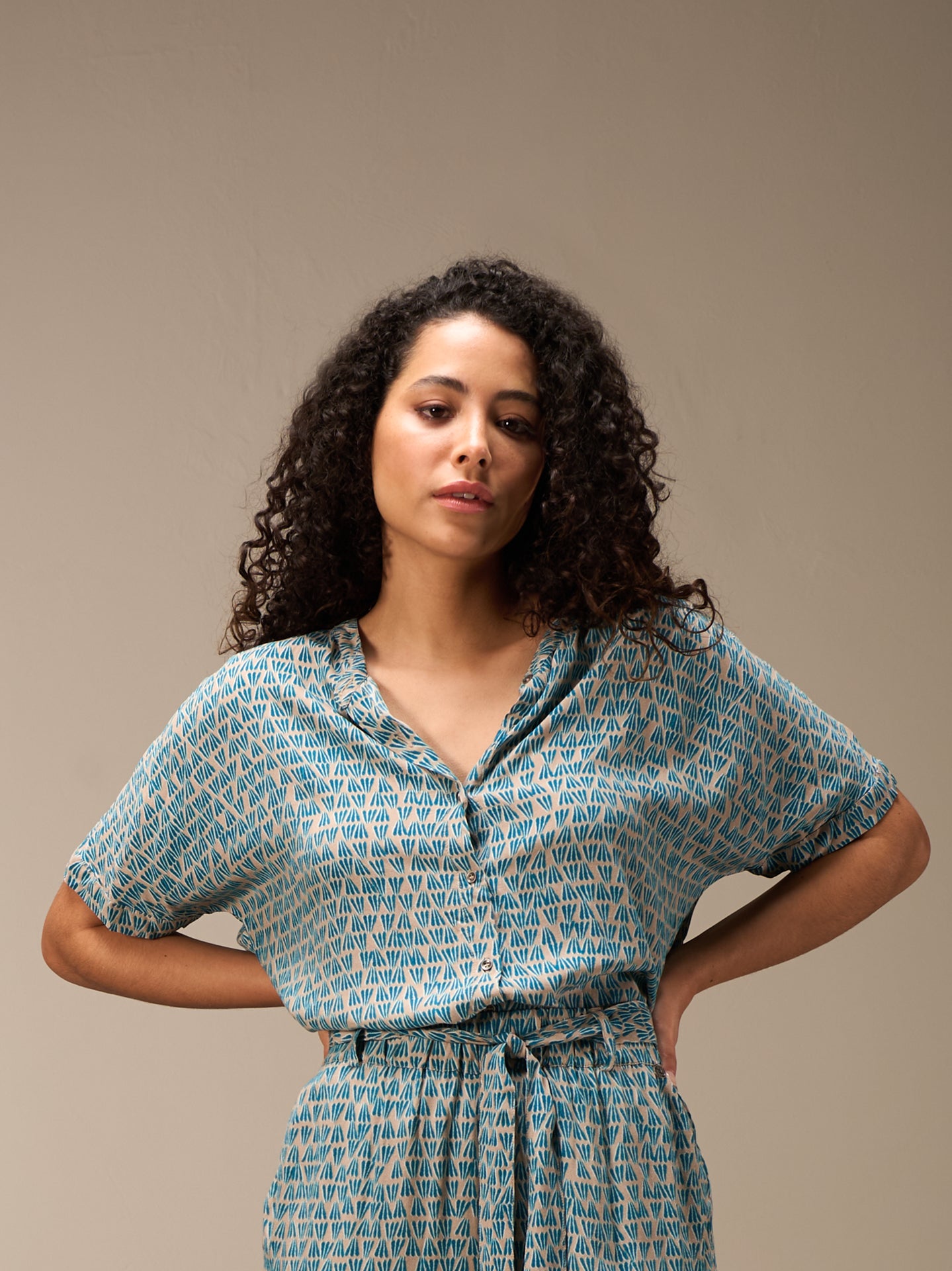 Blouse with stand-up collar