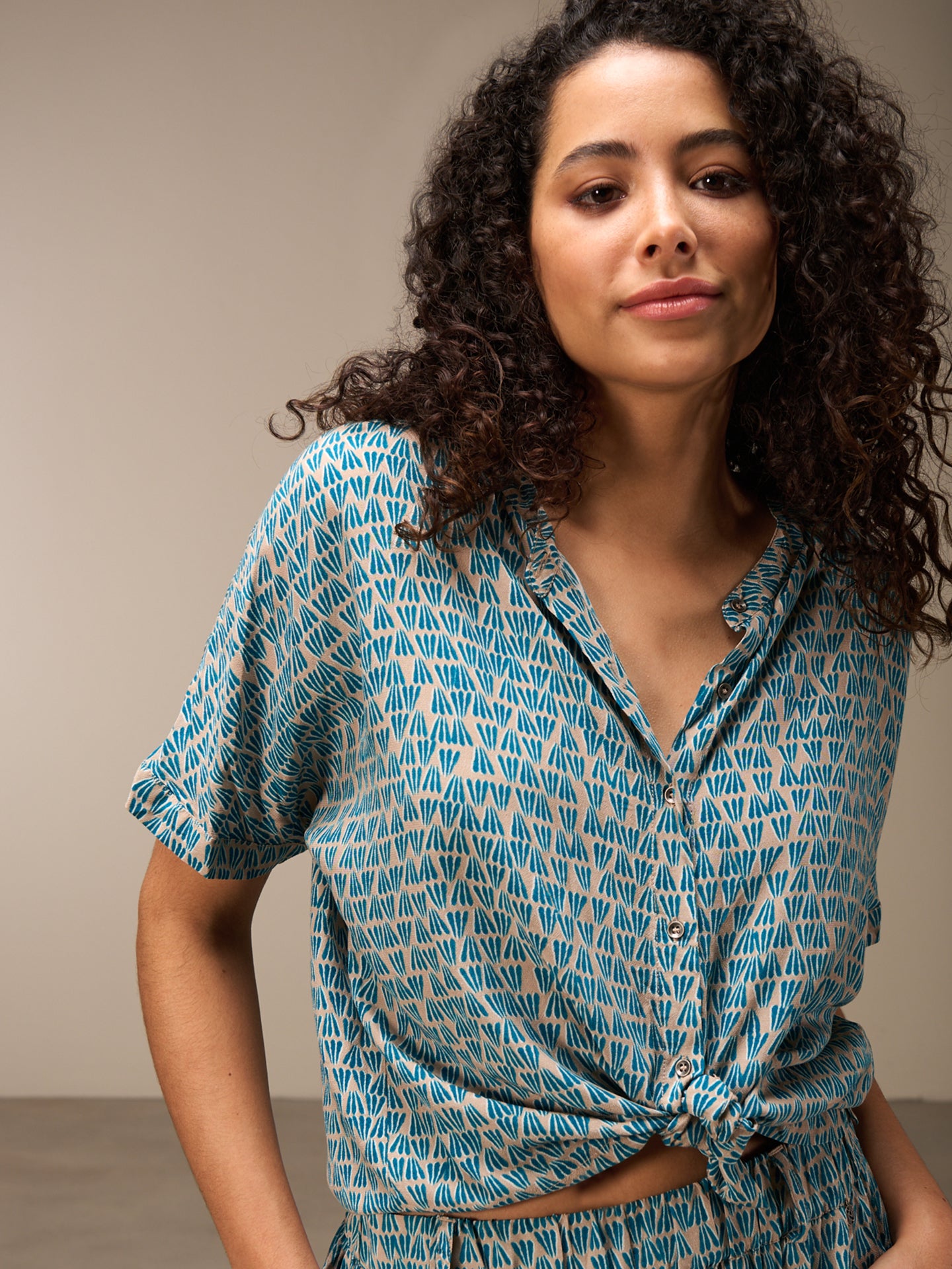 Blouse with stand-up collar