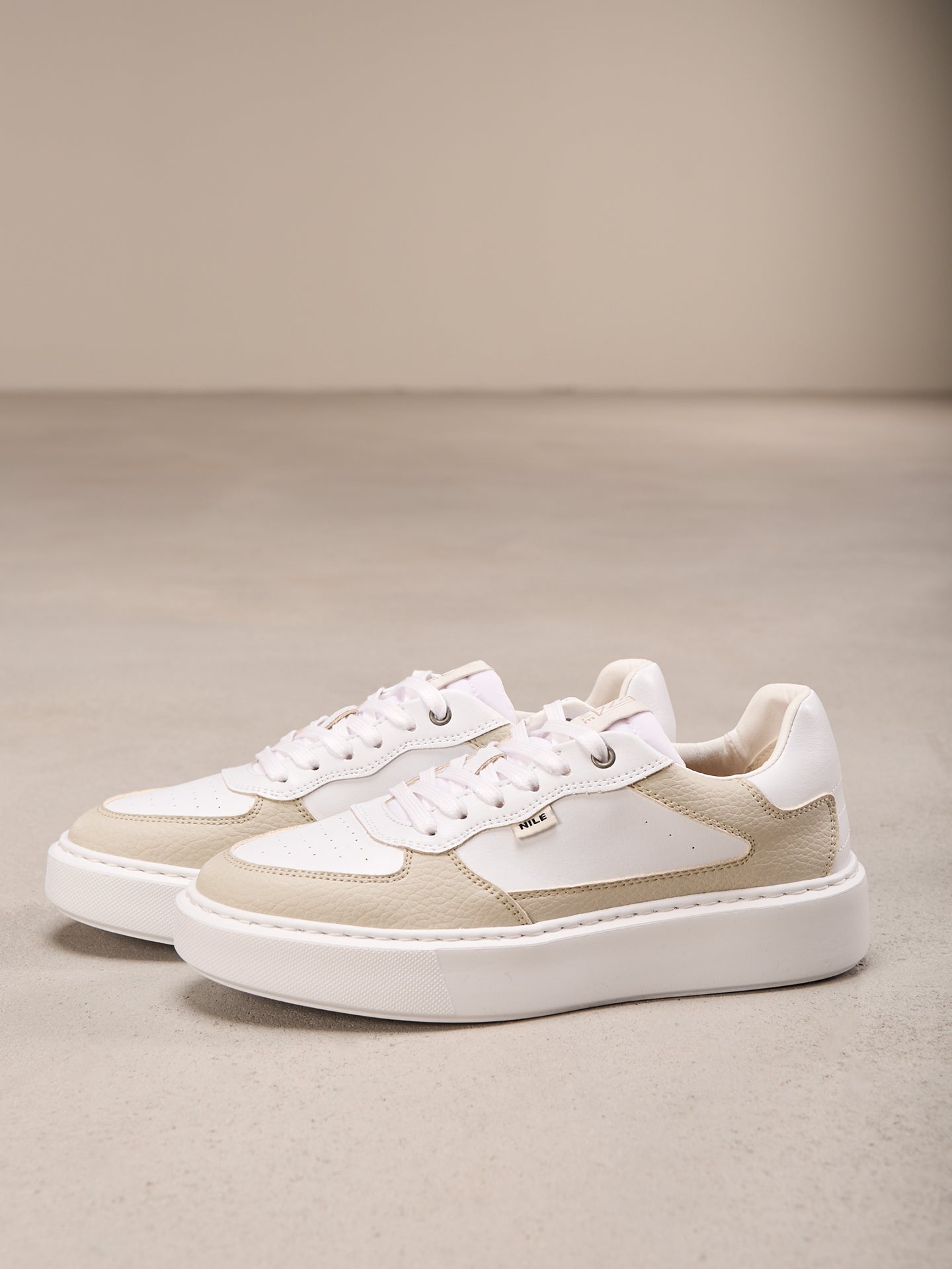 Sneaker N86
