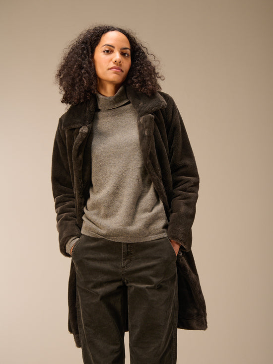 manteau en fausse fourrure