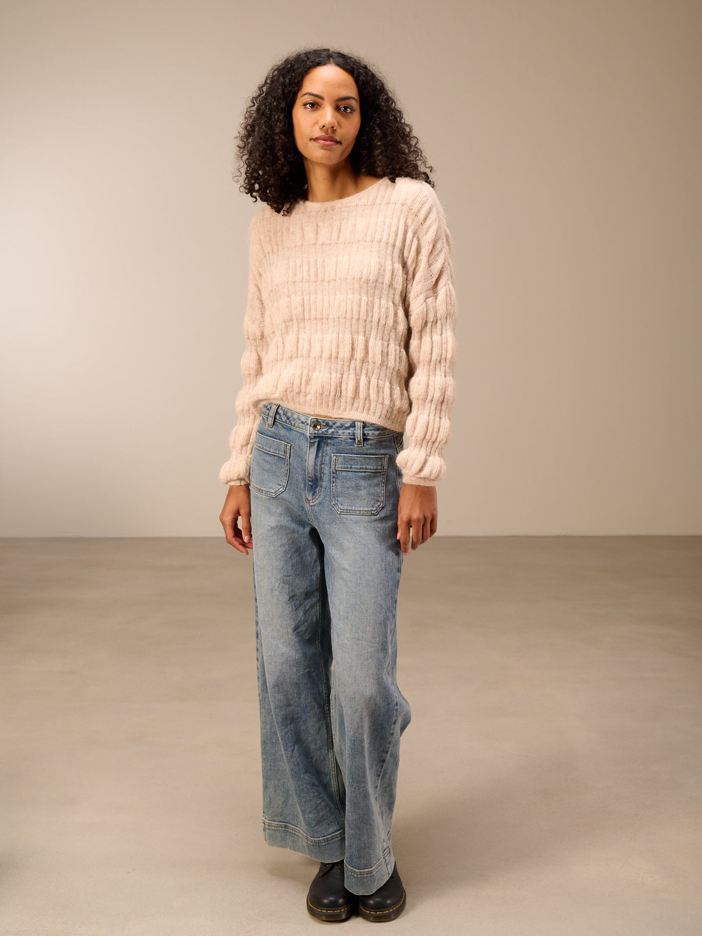 Knitted sweater with wool