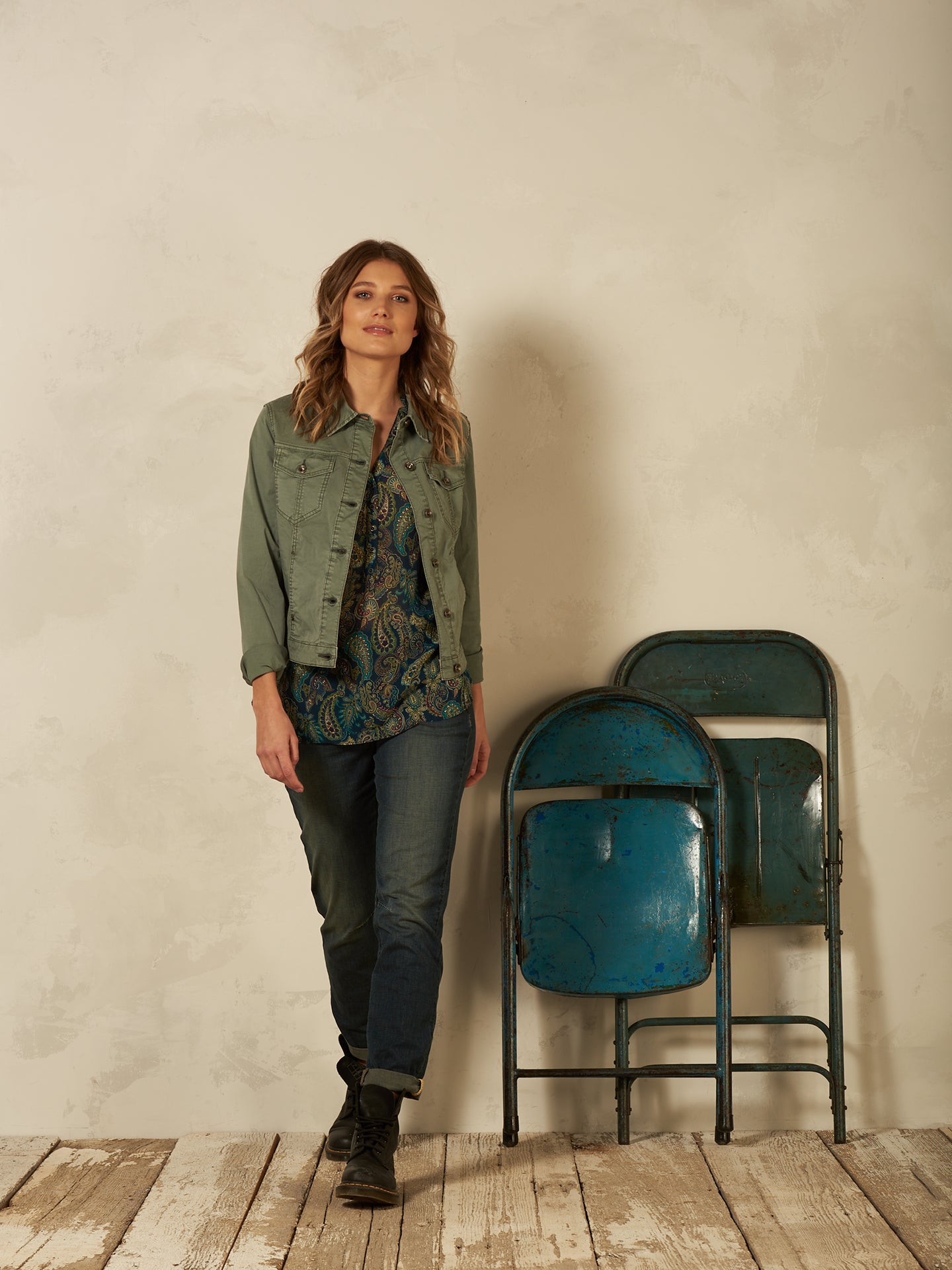 Blusa con scollo a V