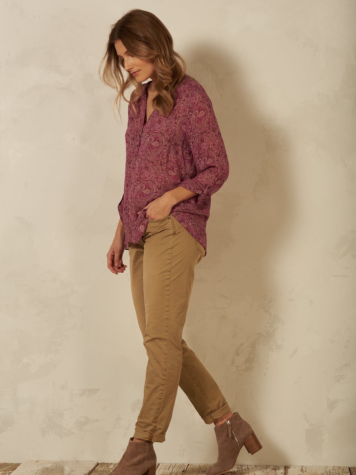 Blusa con scollo a V