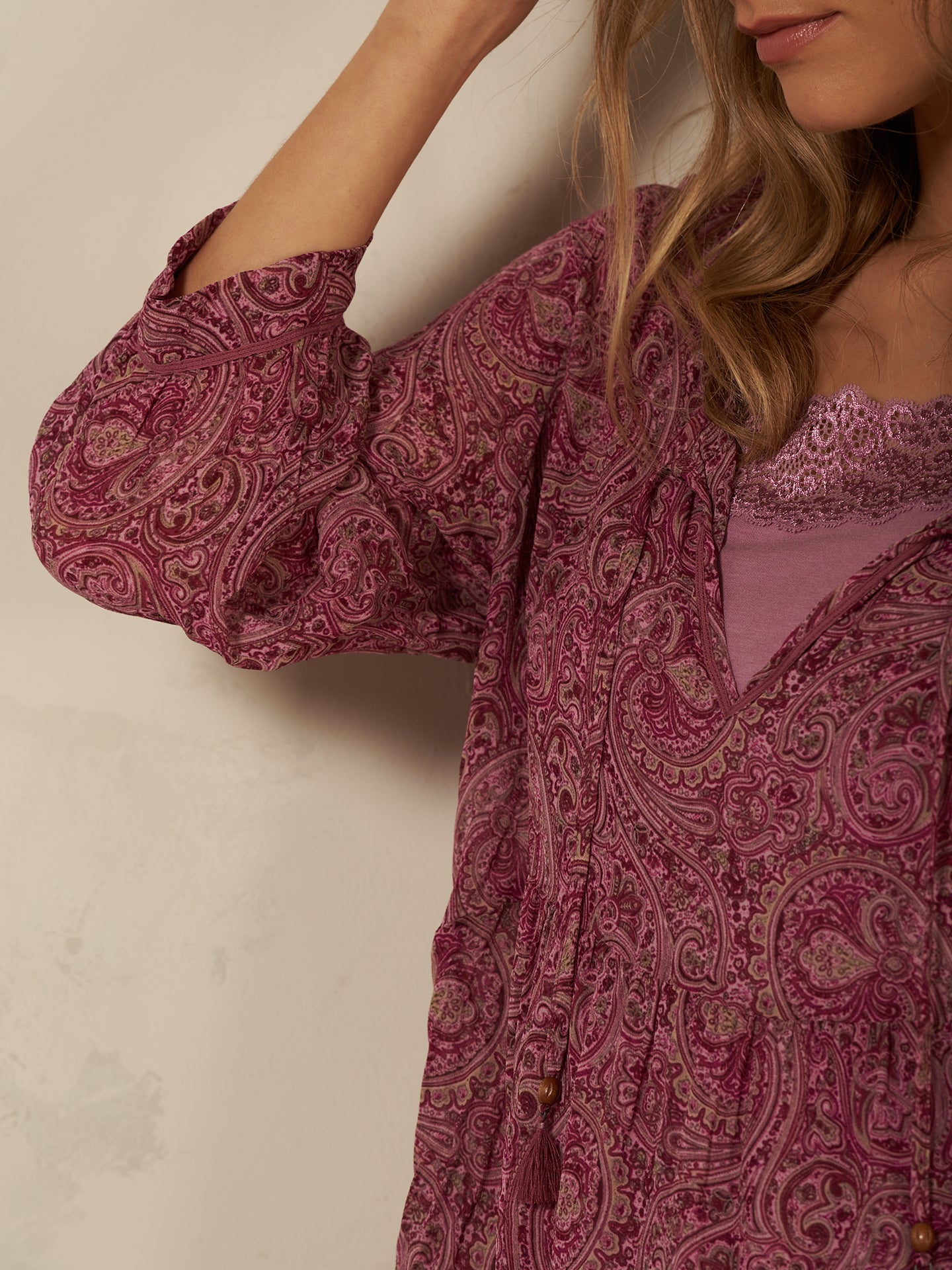 Blusa con scollo a V