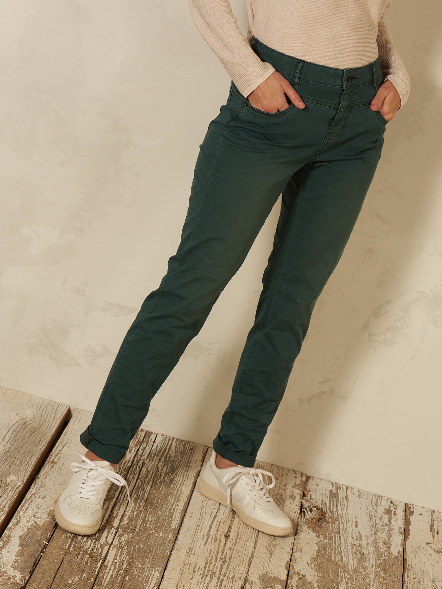 Pantaloni affusolati