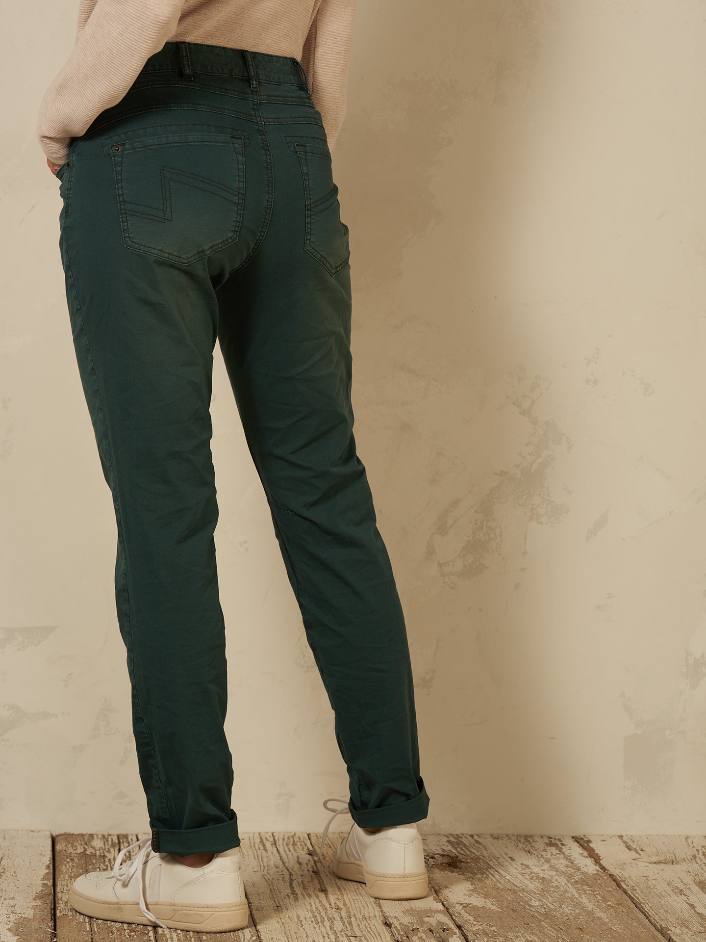 Pantaloni affusolati