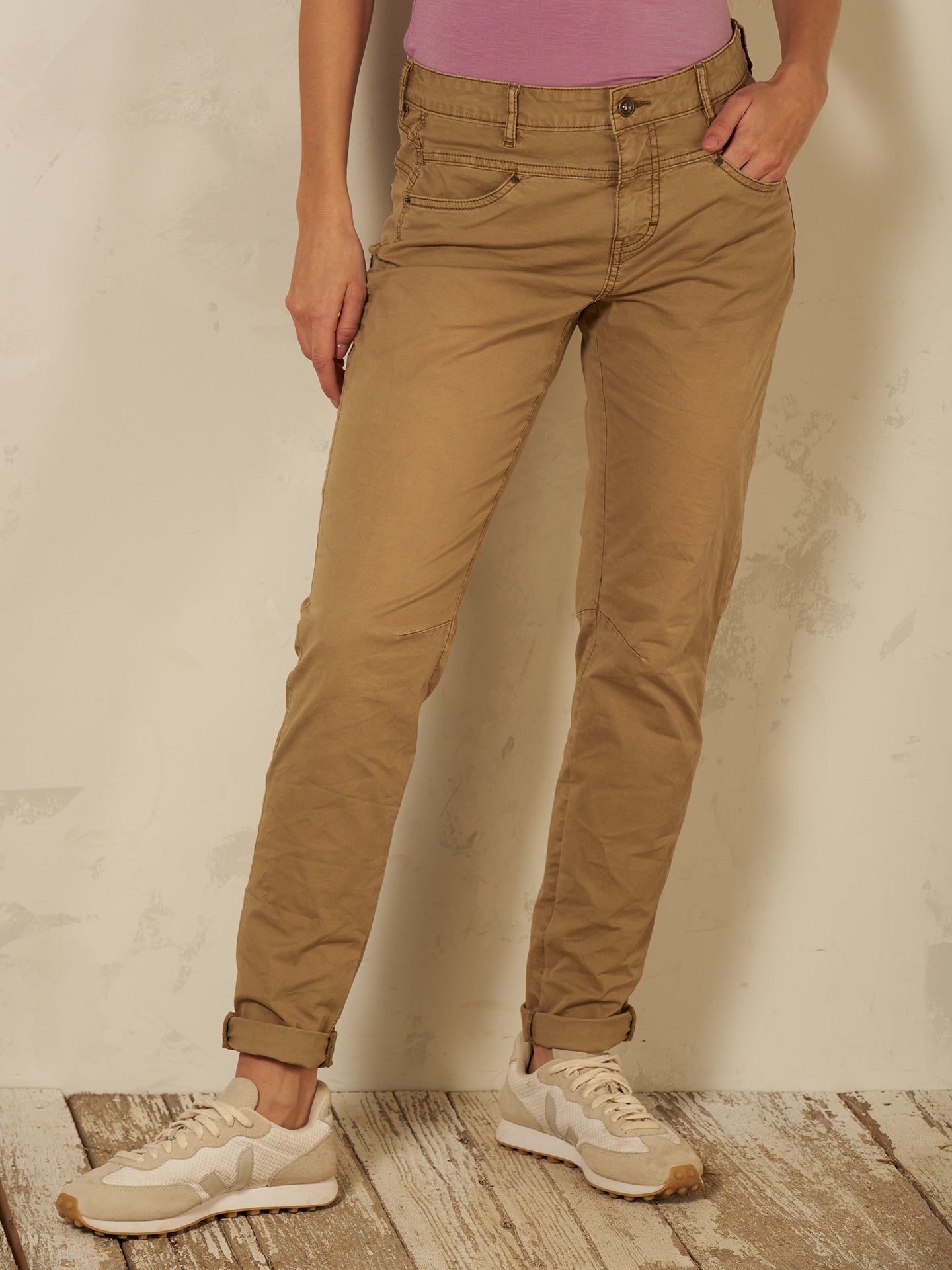 Pantaloni affusolati