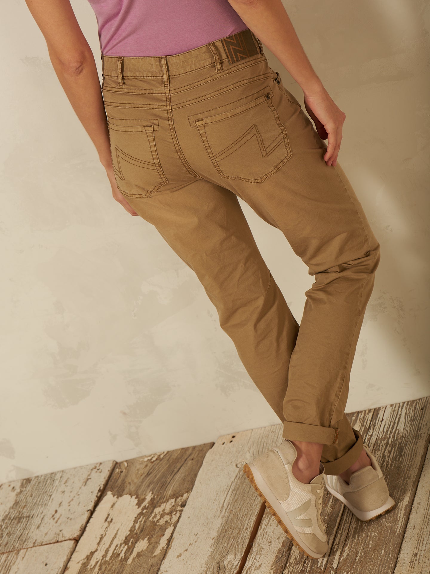 Pantaloni affusolati