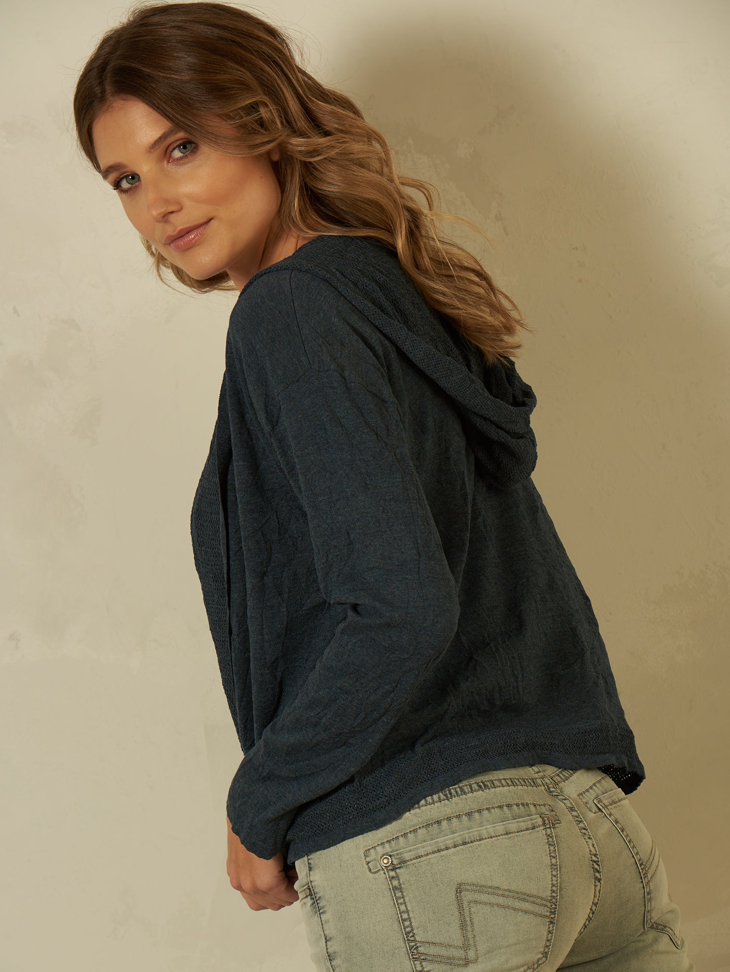 Giacca in maglia con cappuccio