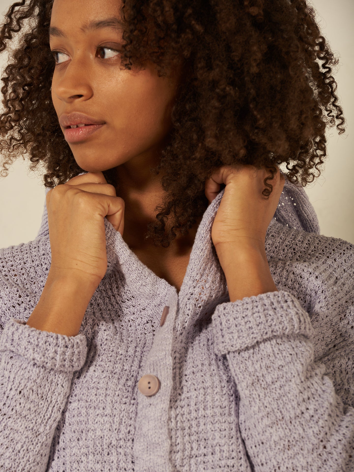 Strickjacke mit Kapuze