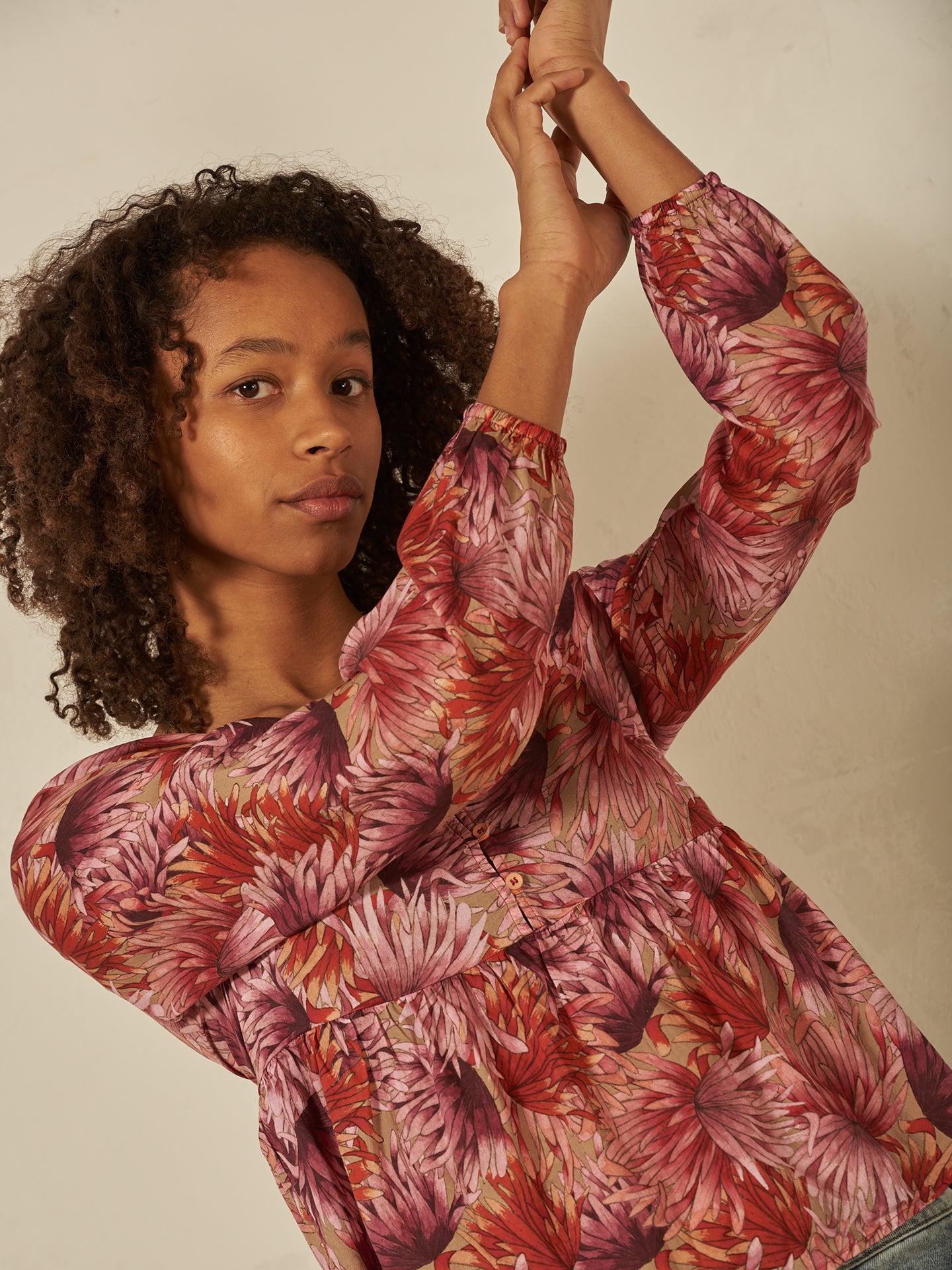 Bluse mit Volant