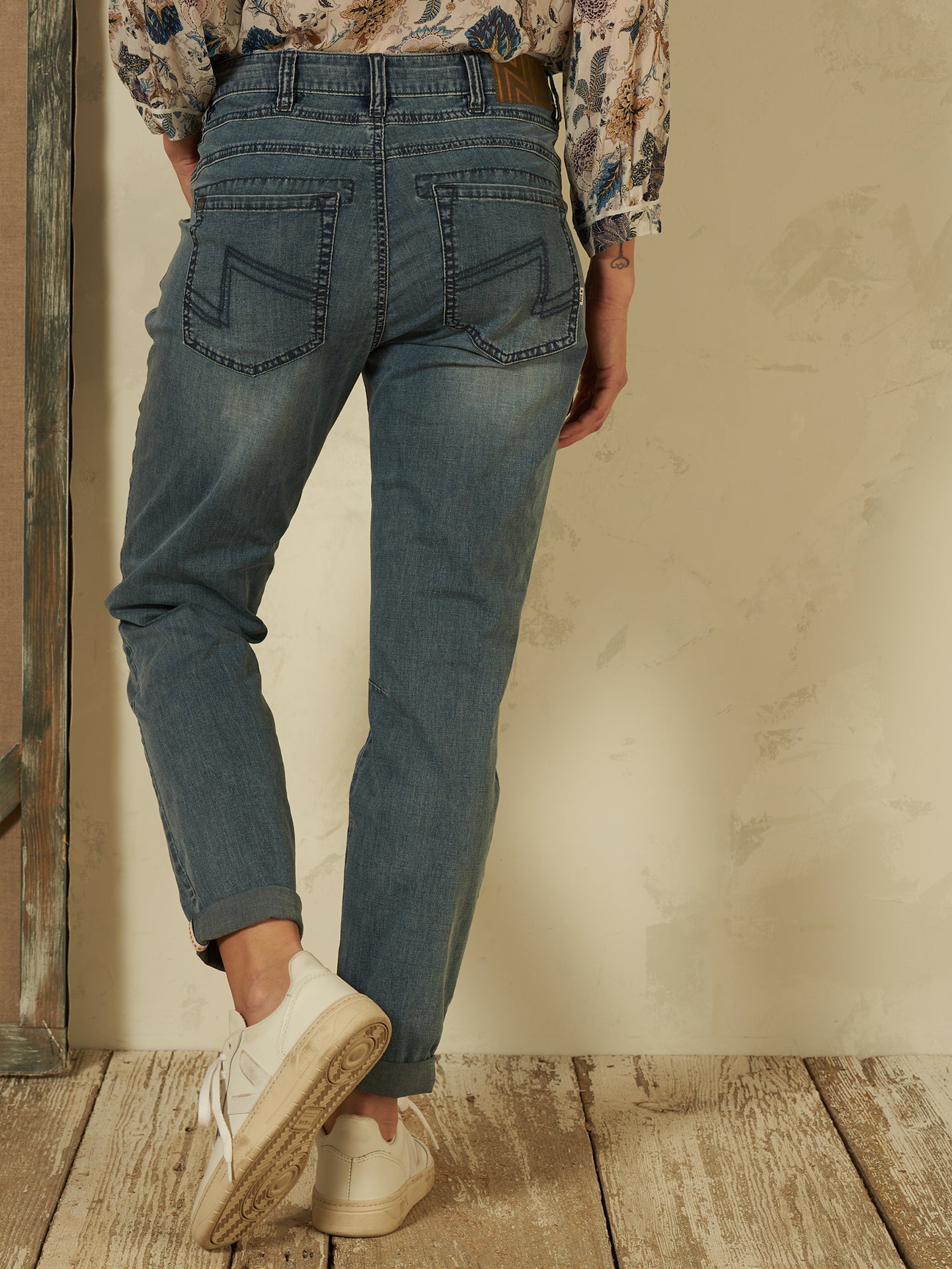 Tapered pants