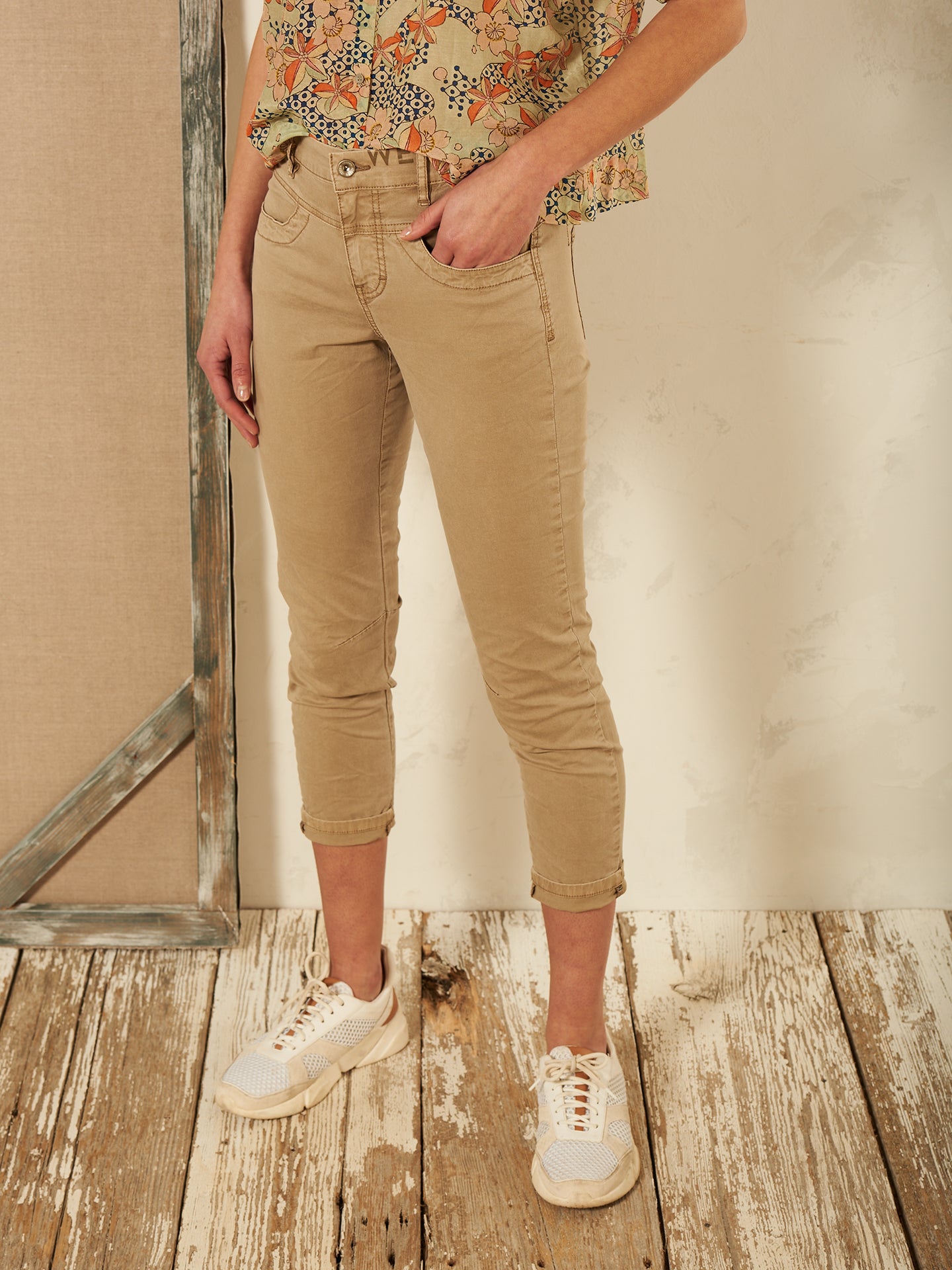 Pantaloni affusolati
