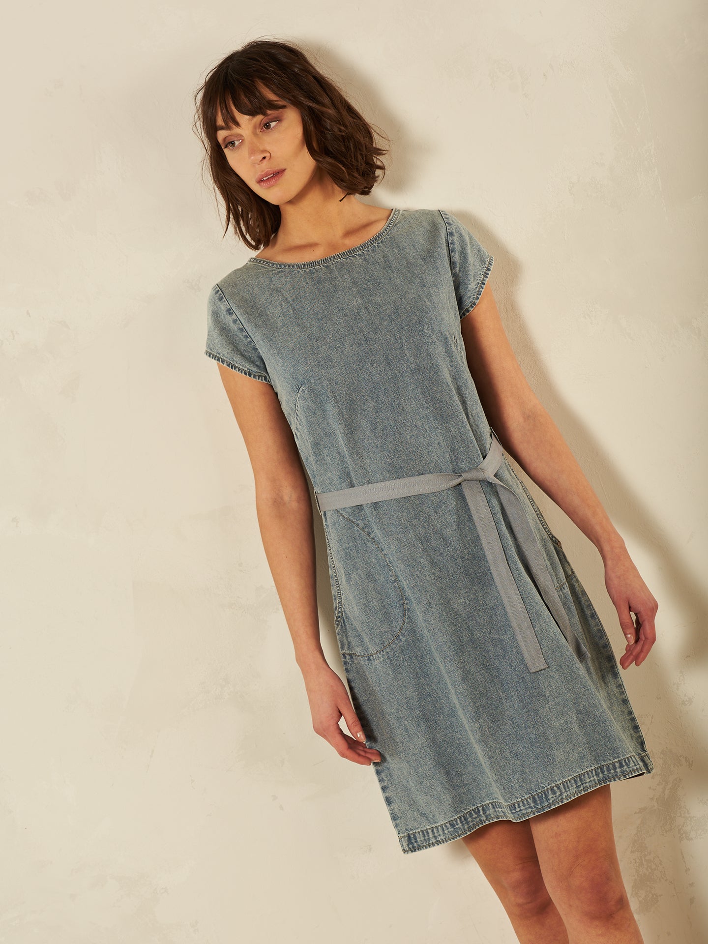 Vestito in misto lino
