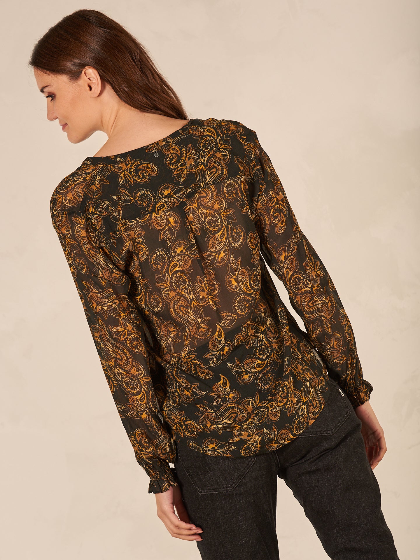 Bluse mit Knopfleiste
