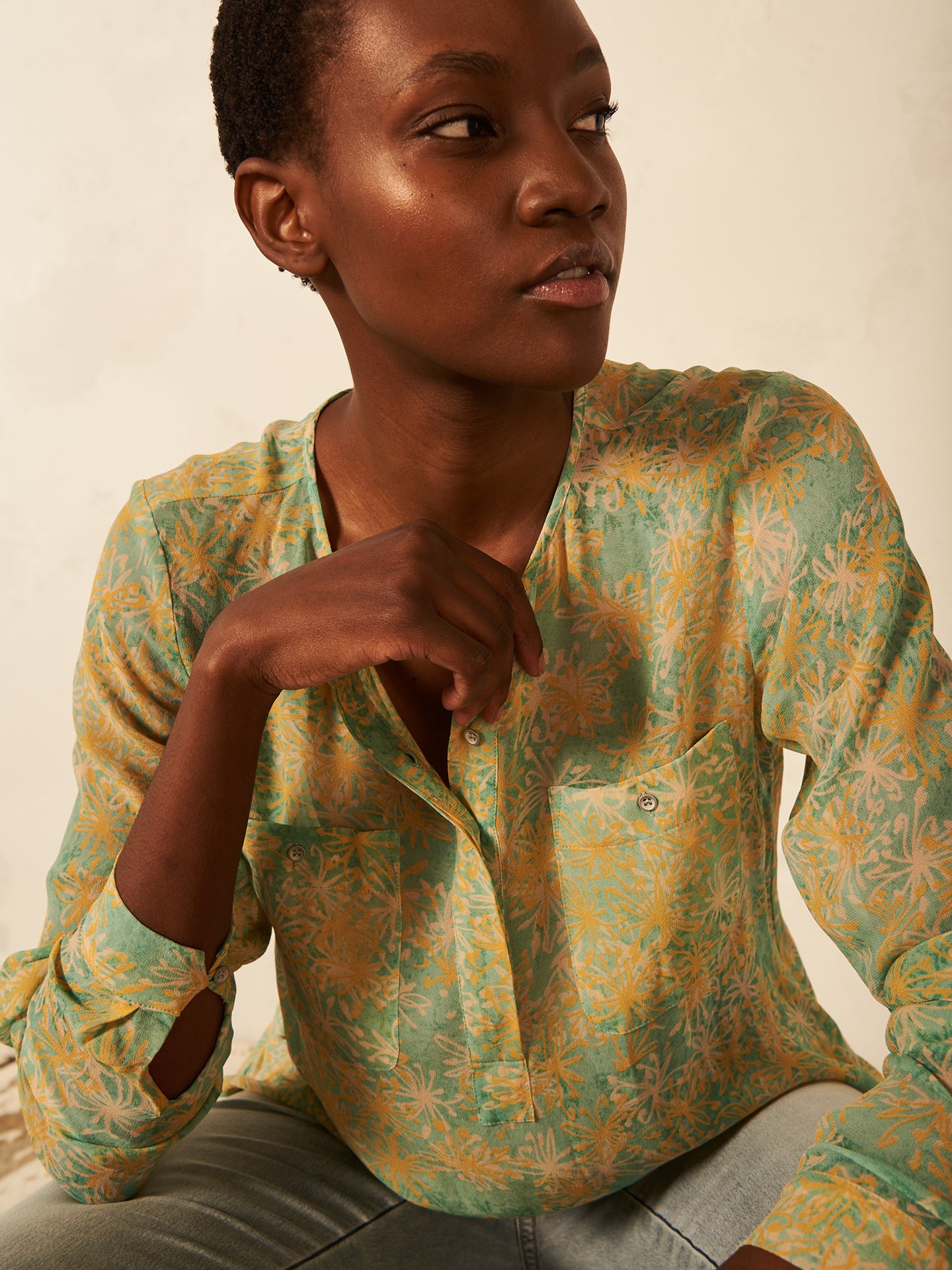 Bluse mit Knopfleiste