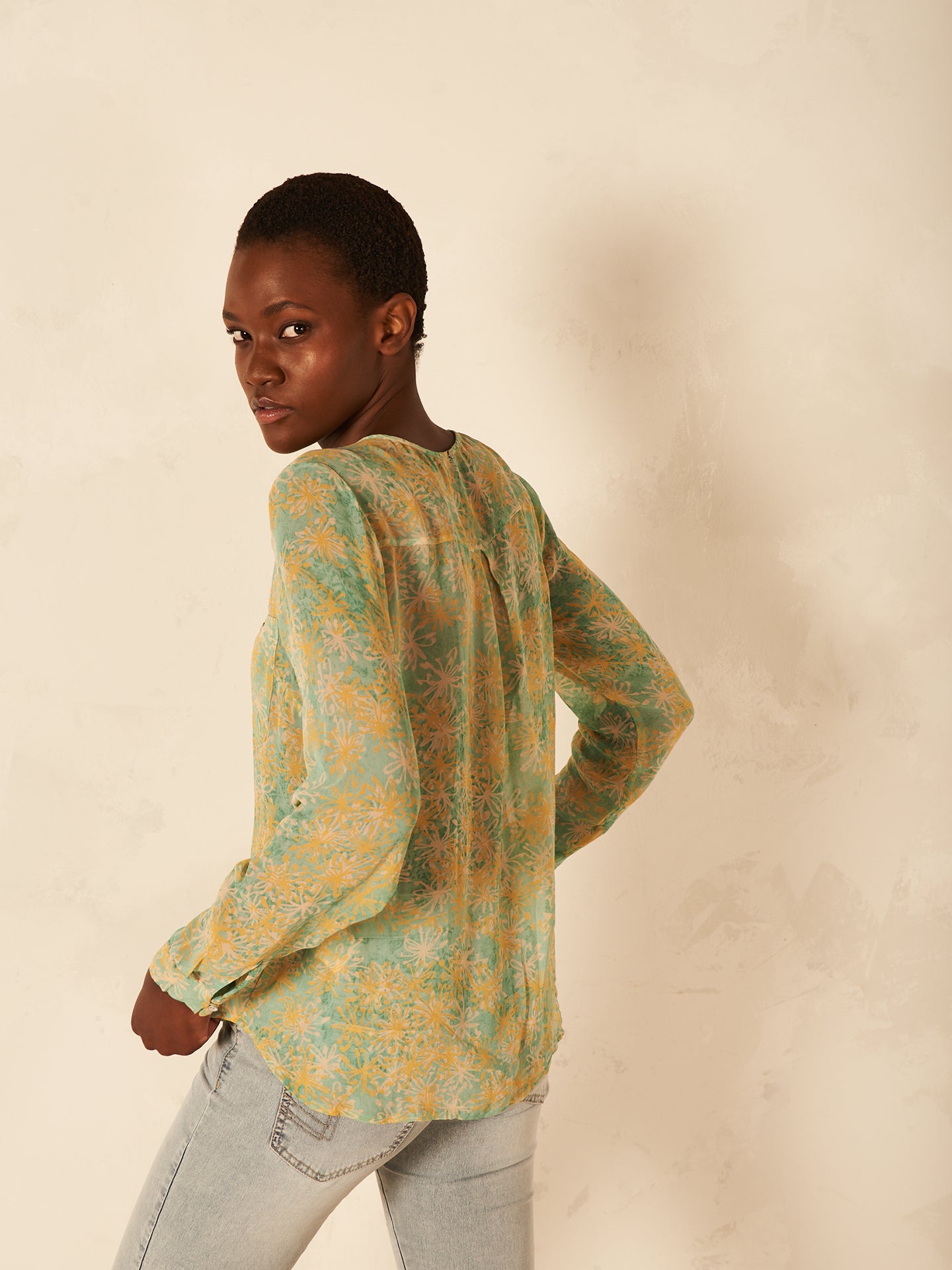 Bluse mit Knopfleiste