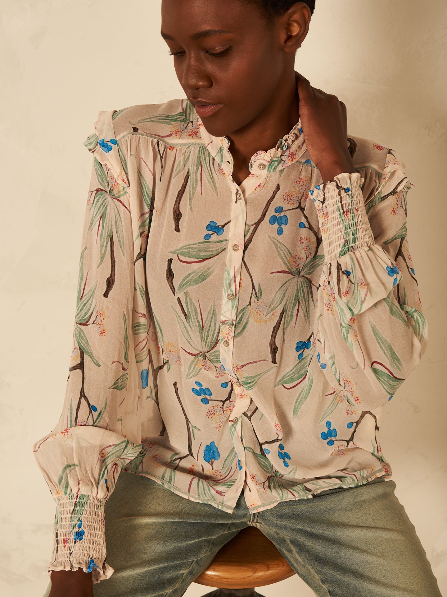 Bluse mit Rüschendetail